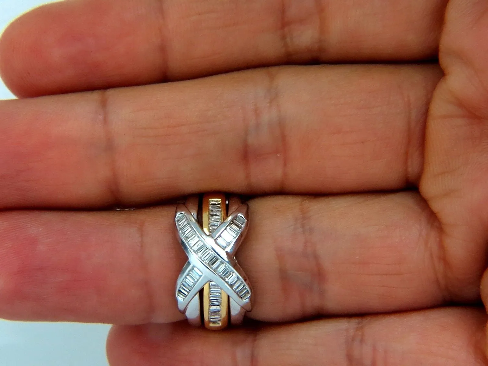 1.00ct Band & Insert Diamonds X Ring 14kt