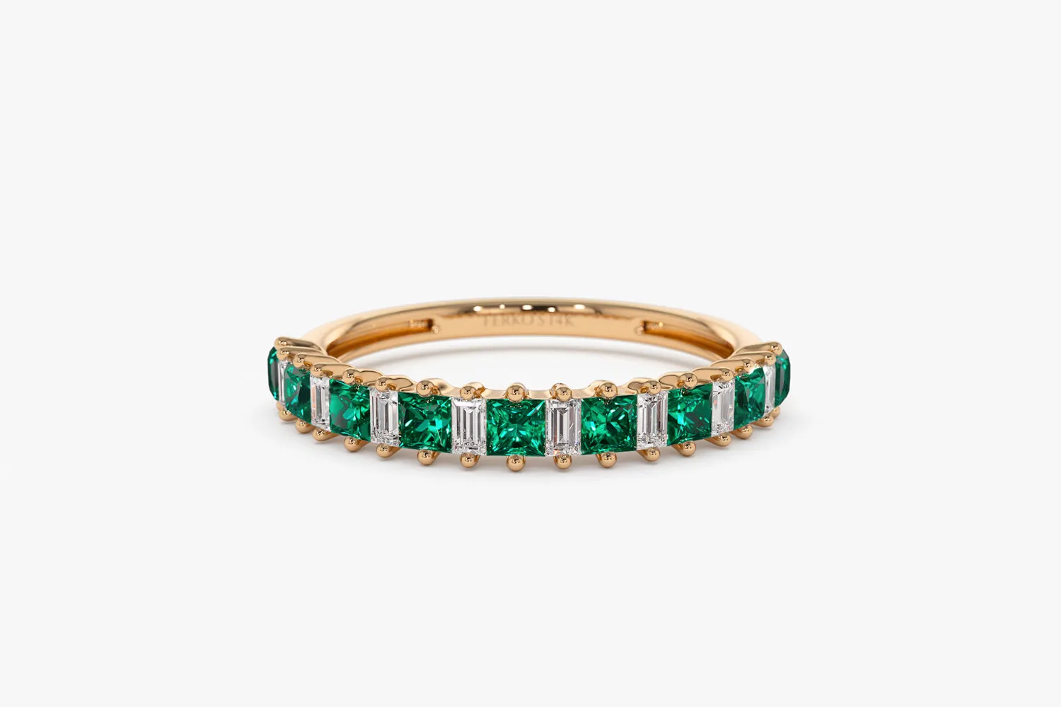 14k Unique Princess Cut Emerald and Baguette Diamond Ring