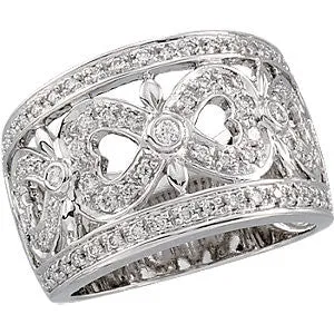 14k White Gold 1/2 CTW Diamond Ring Size 7