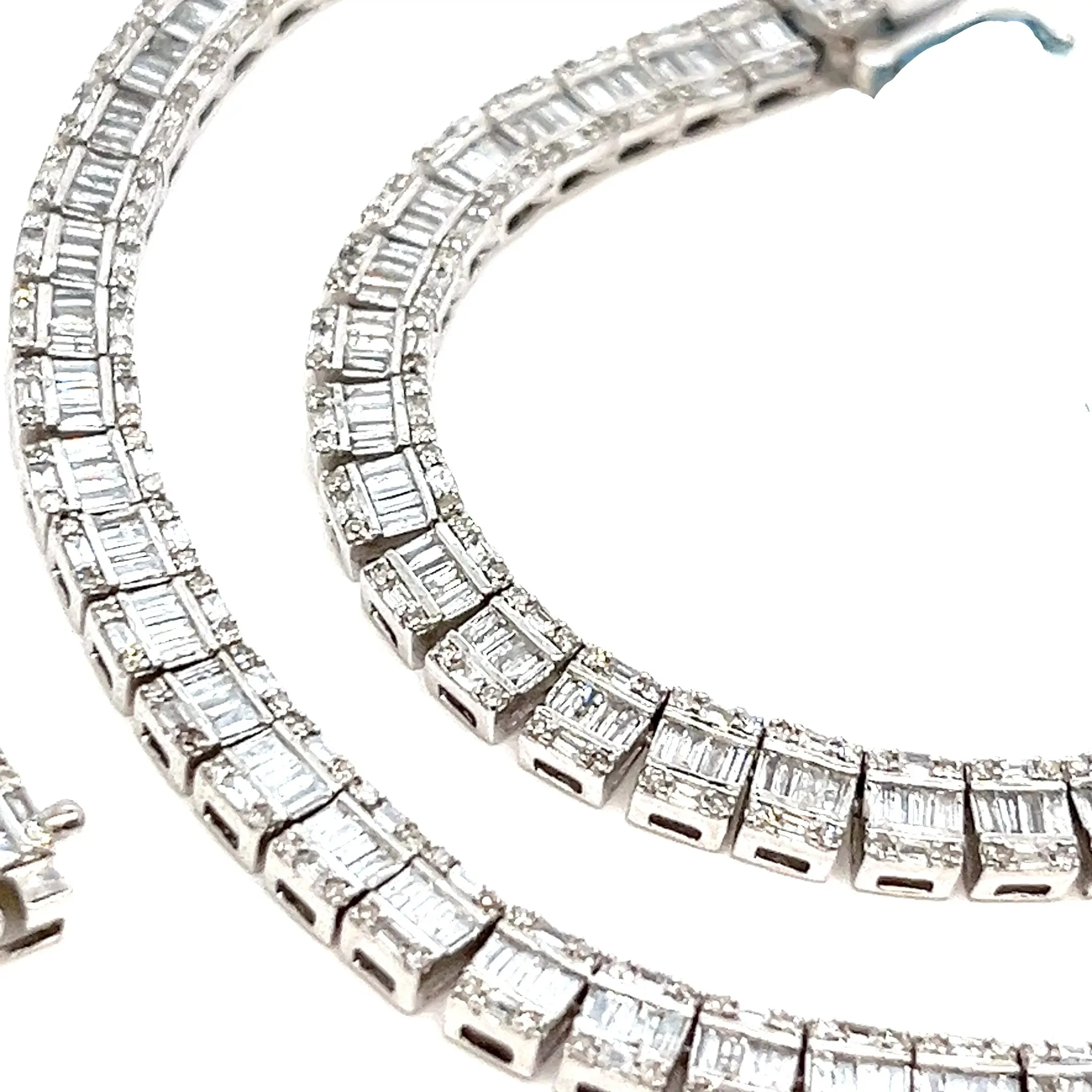 14K White Gold 4.7mm Fancy Elegant Natural Diamonds 18" Necklace - SNK43999