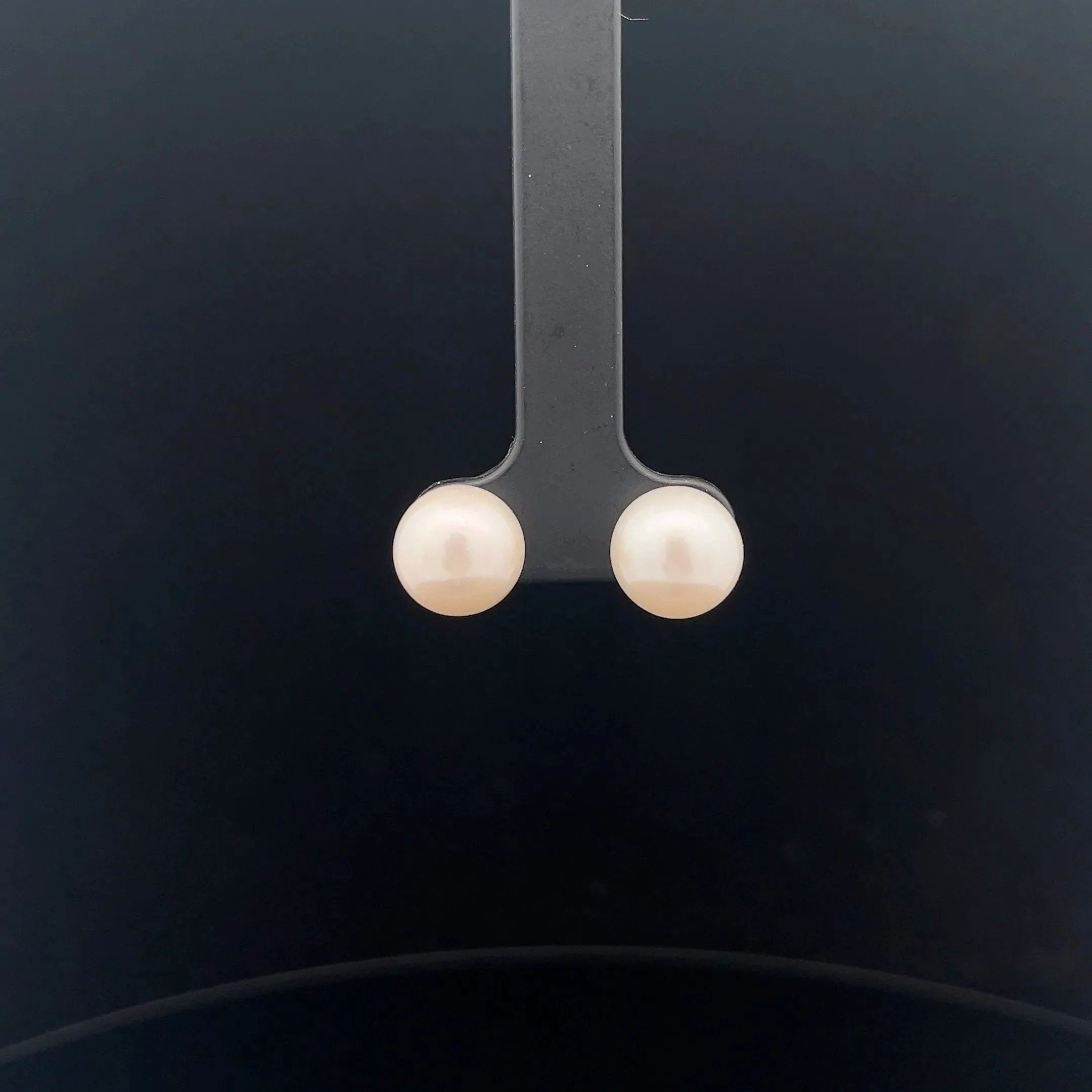 14k White Gold Fresh Water Cultured Pearl Stud Earrings 10mm