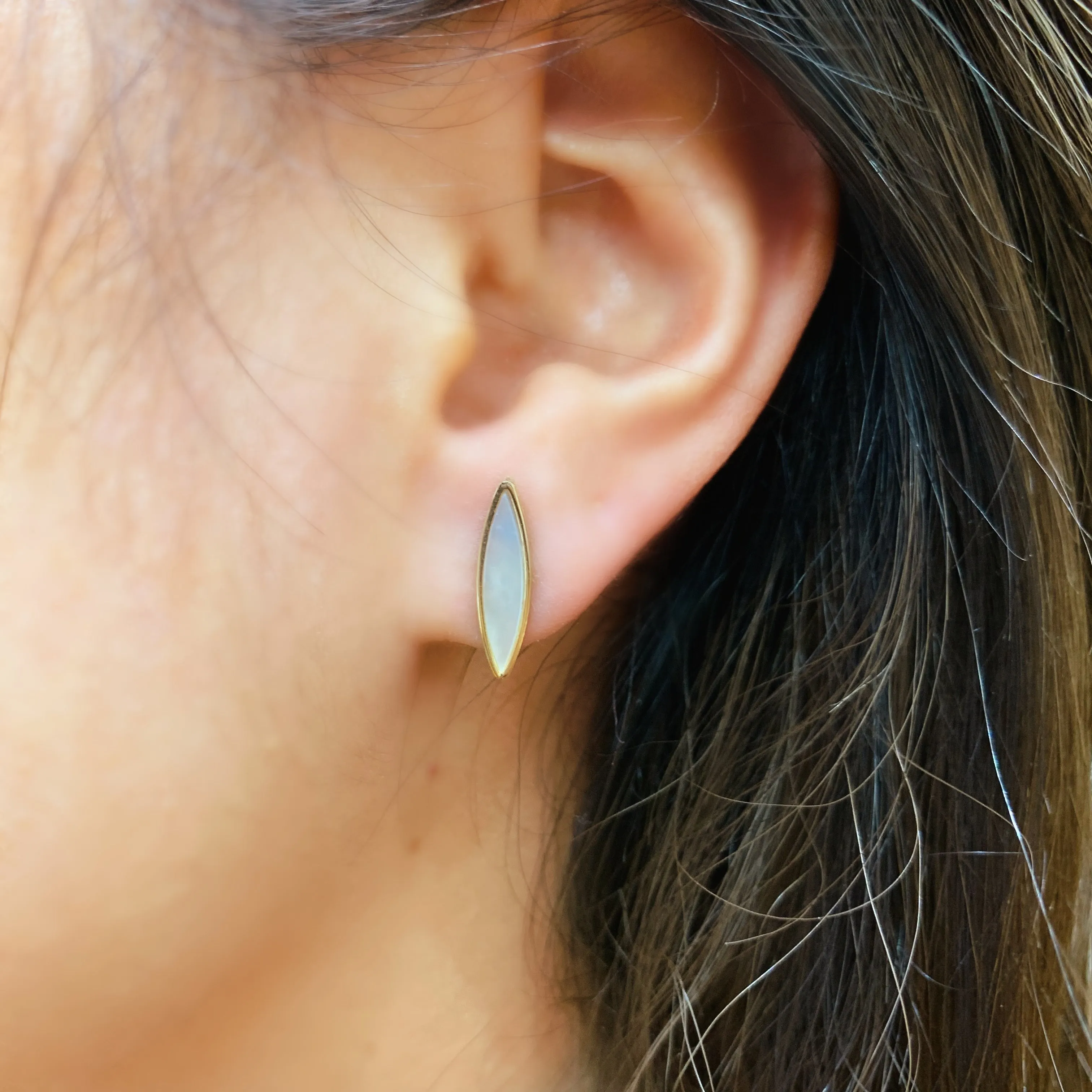 14K Yellow Gold Mother of Pearl Stud Earrings