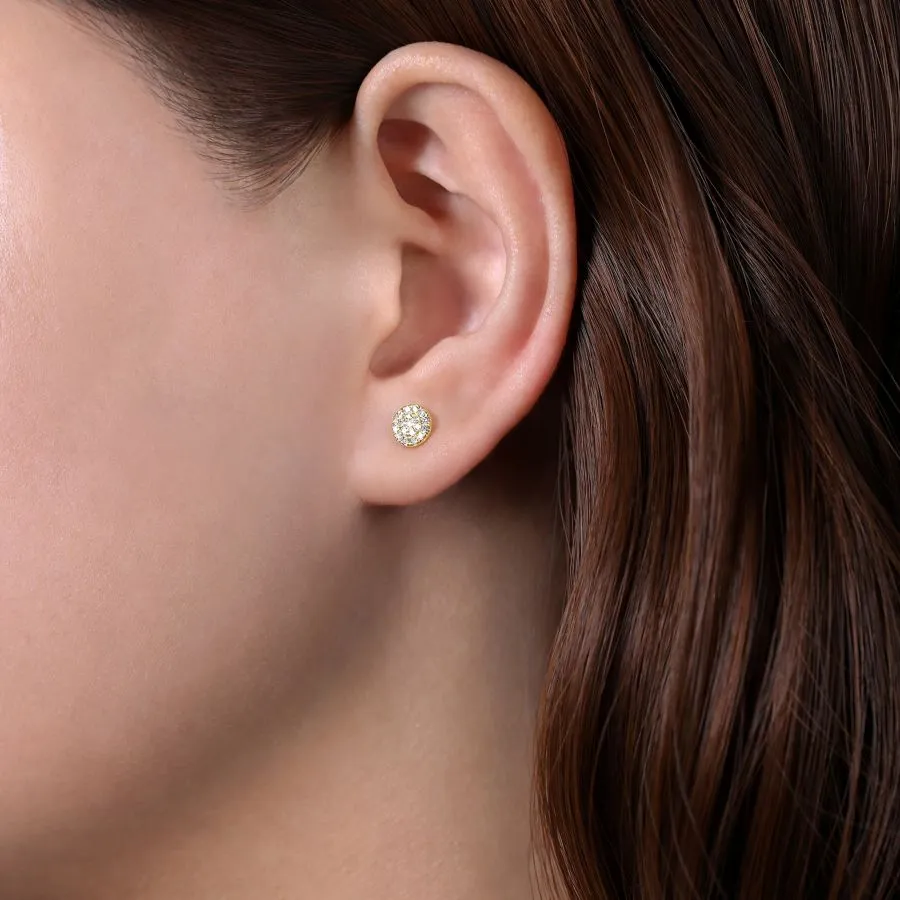 14K Yellow Gold Round Cluster Diamond Stud Earrings, 0.13ctw...