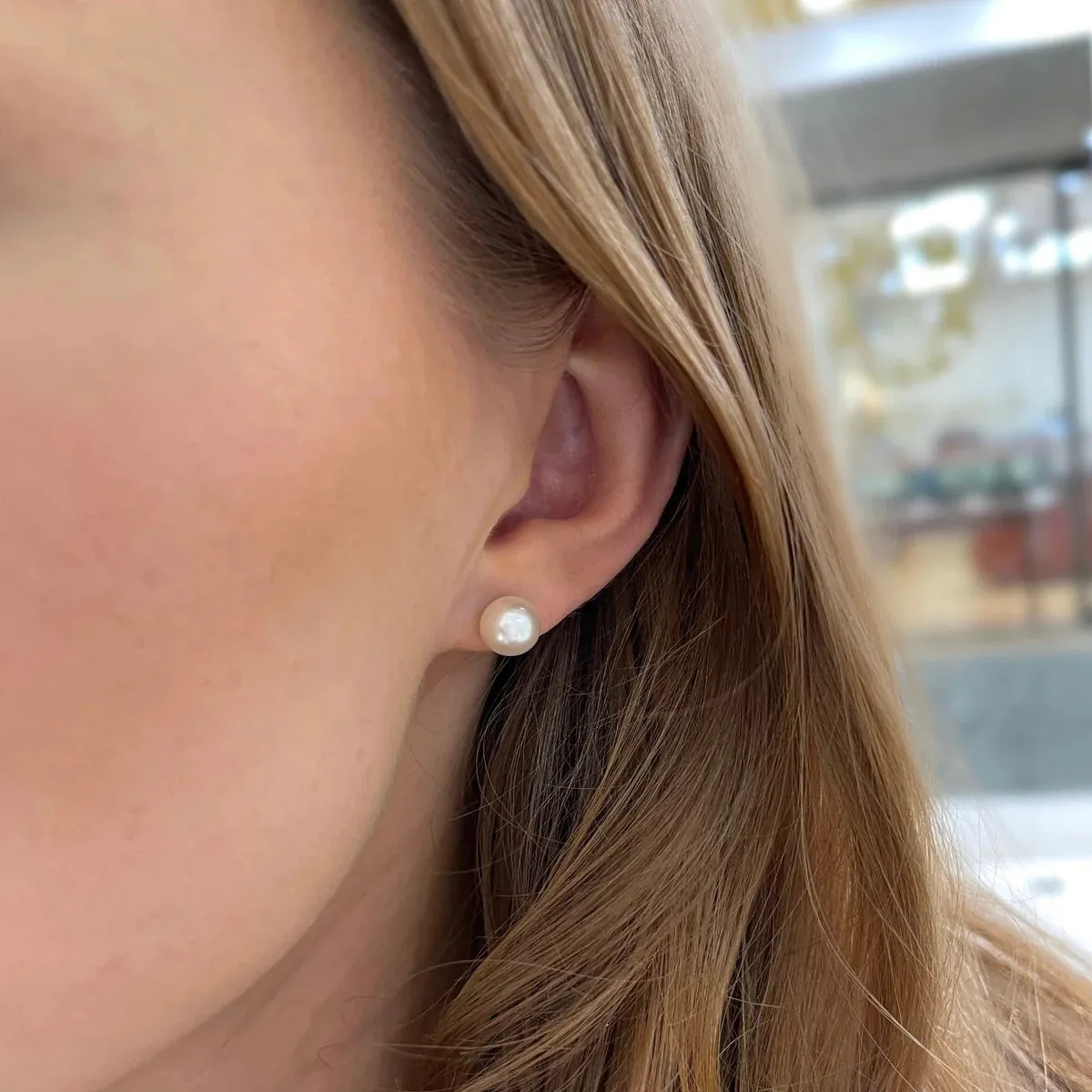 18k Gold Filled  6 mm Classic Pearl Stud