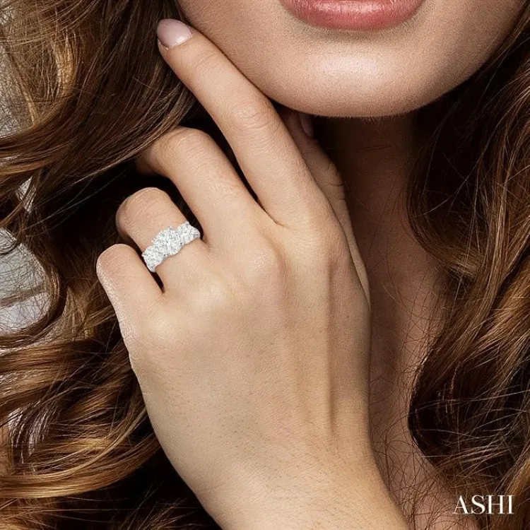 2 ctw Lovebright Round Cut Diamond Ring in 14K White Gold