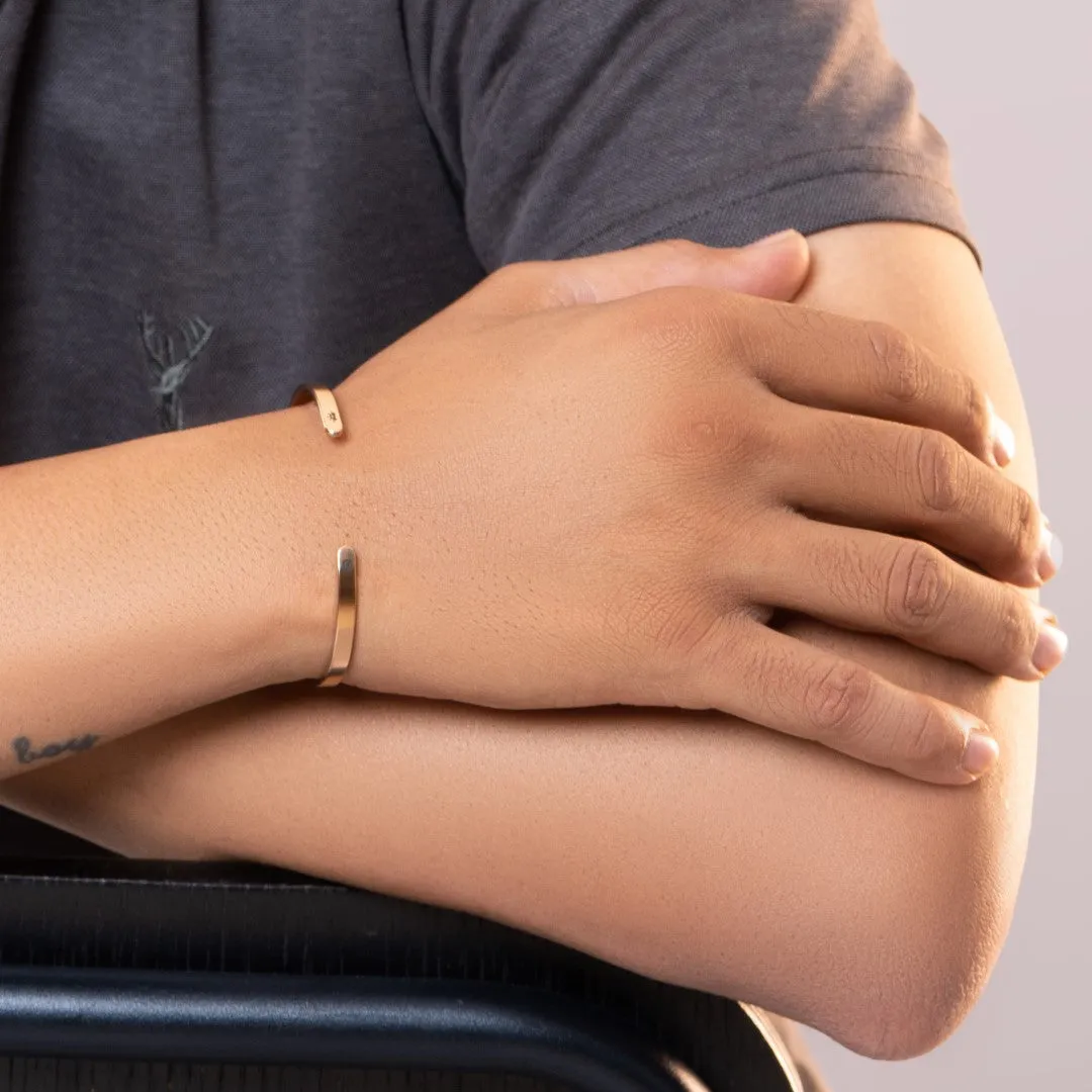 2Pcs 4mm width Rose Gold Color Couple Combo Unisex Bracelets with Your Customized text and Adjustable Size