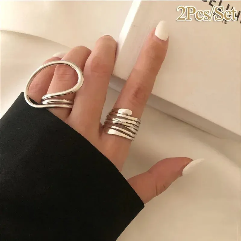 2pcs/set Women Rings Exaggerated Lines Rings for Women Fashion Simple Distorted Geometric Party Statement Designer Jewelry Gift