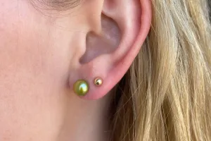 7.5mm Colored pearl earrings