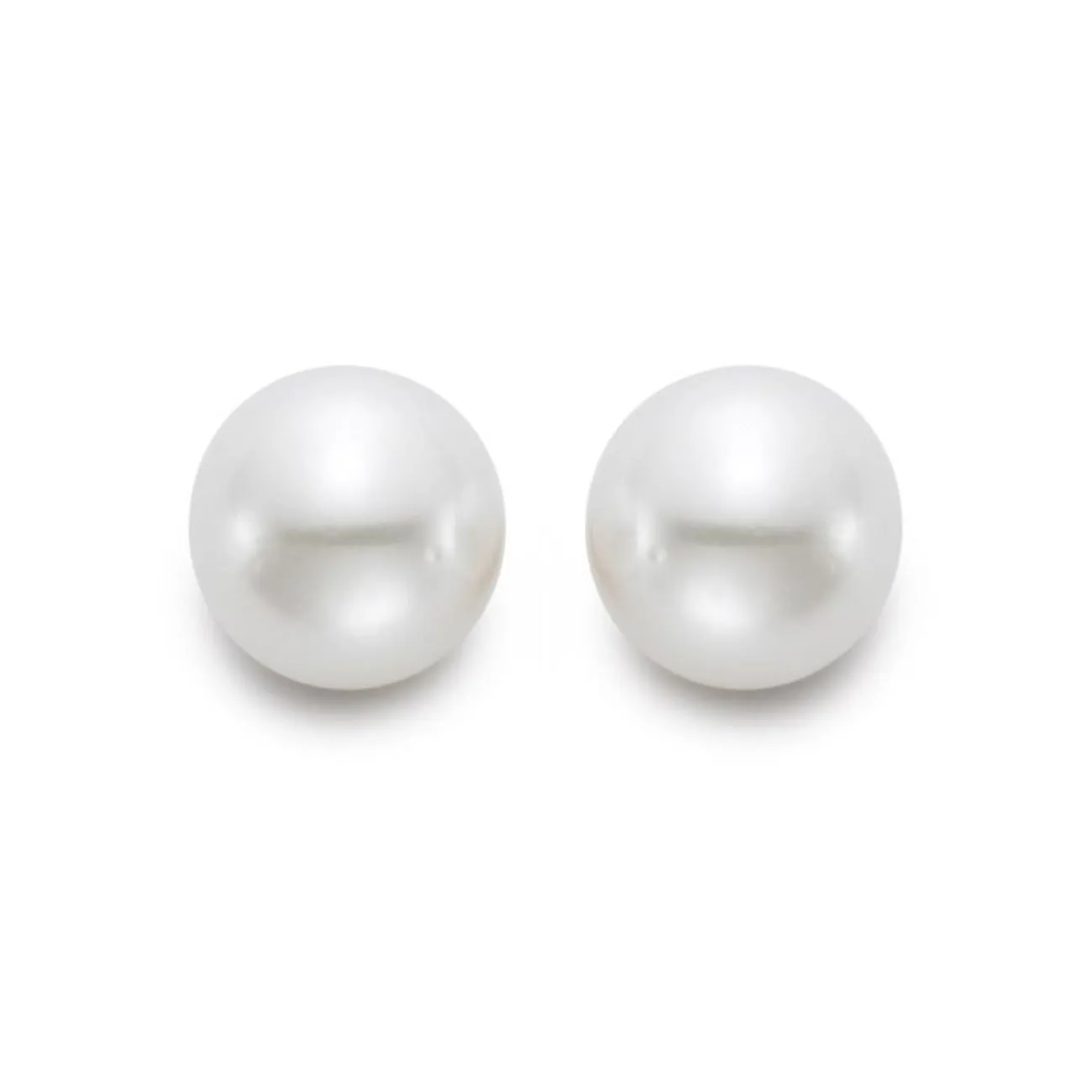 Akoya Pearl 18K Yellow Gold Stud 7.5-8mm White AA Stud Earrings