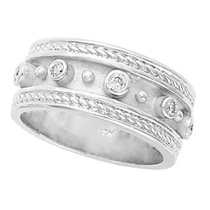 ANTIQUE STYLE BEZEL SET DIAMOND RING, 14K WHITE GOLD 18K GOLD (0.18 CTW)