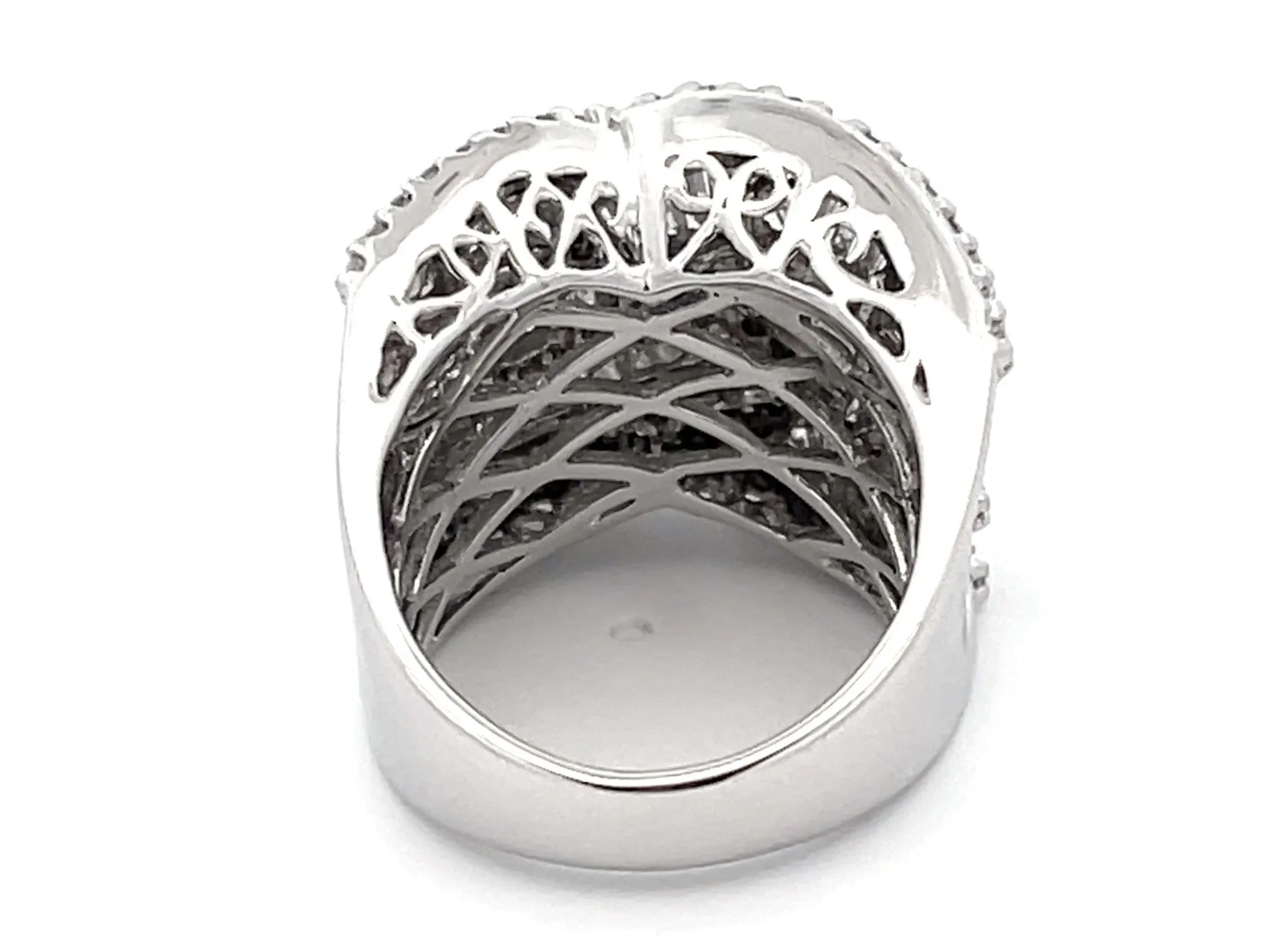 Baguette and Round Diamond Saddle Criss Cross Ring in 18k White Gold