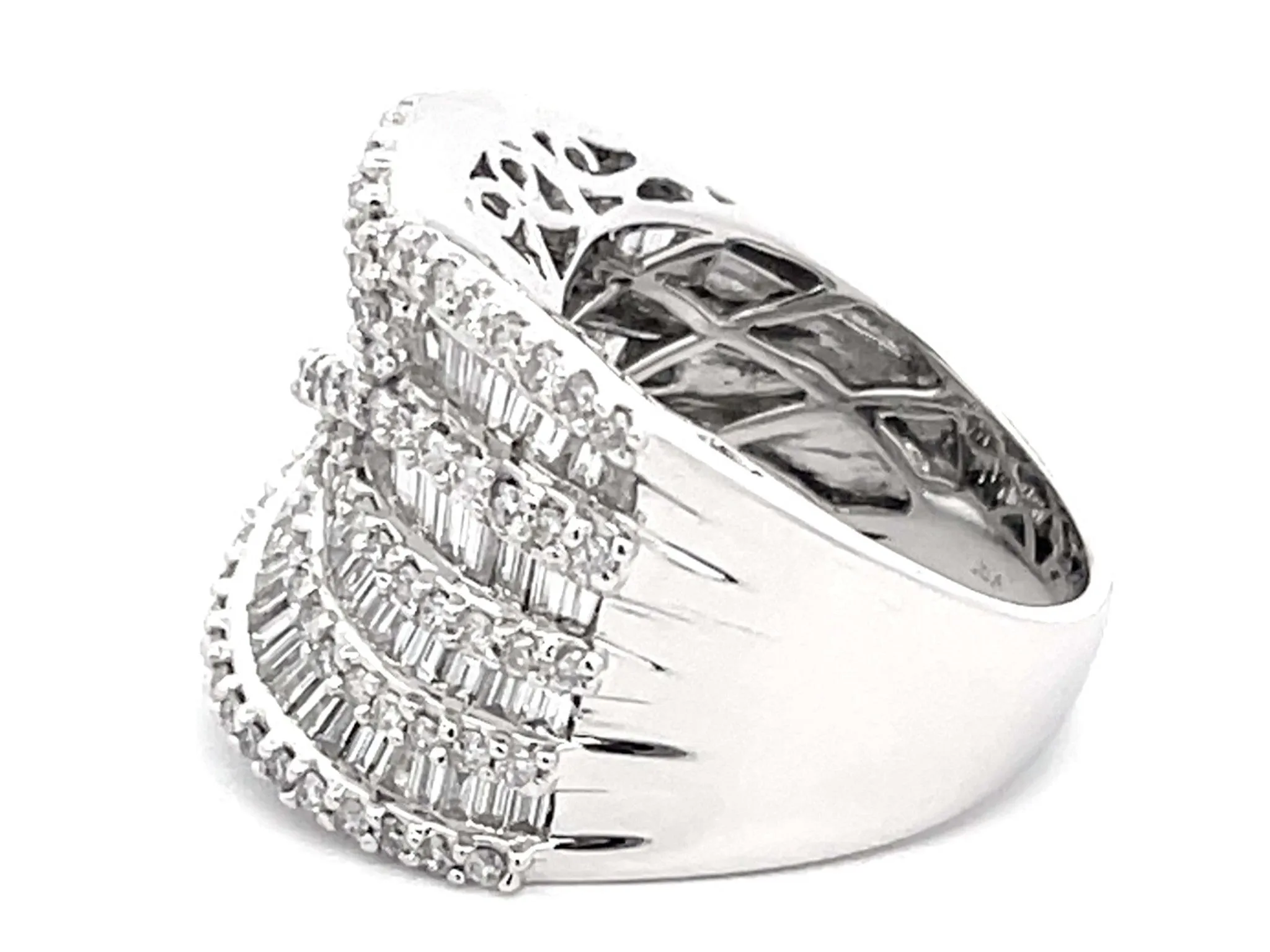 Baguette and Round Diamond Saddle Criss Cross Ring in 18k White Gold