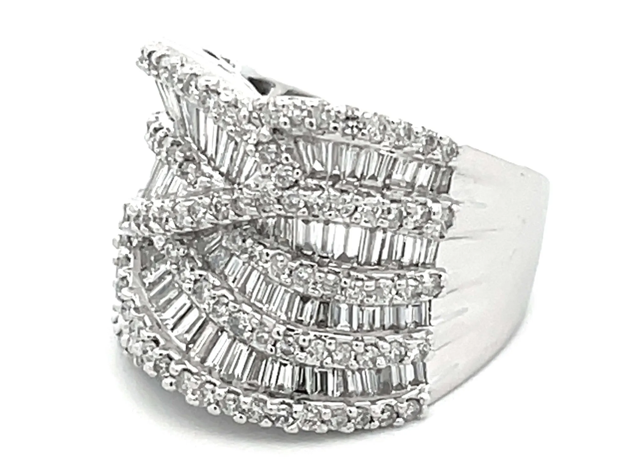 Baguette and Round Diamond Saddle Criss Cross Ring in 18k White Gold