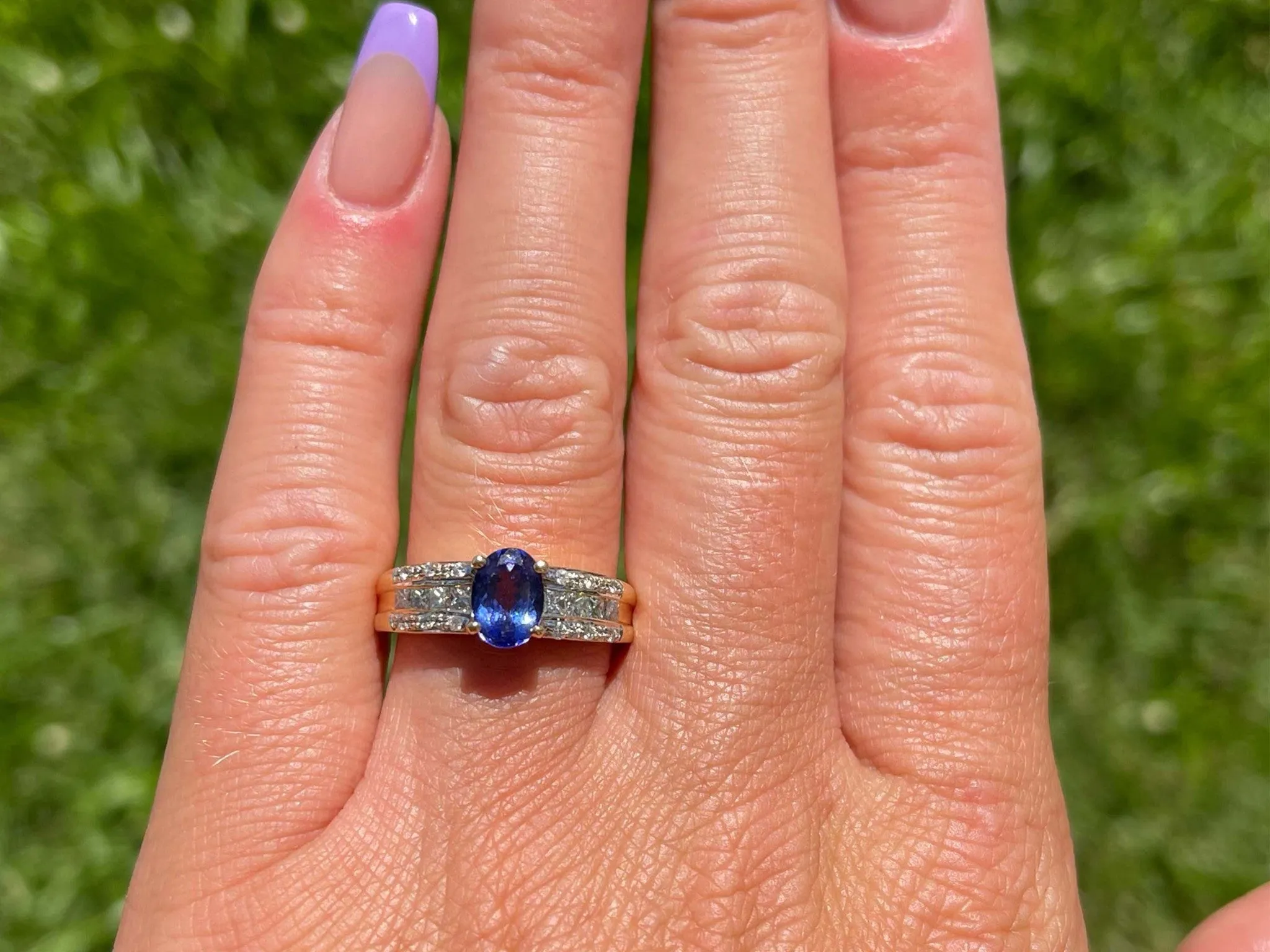 Blue Purple Tanzanite and Diamond Ring-18k Yellow Gold