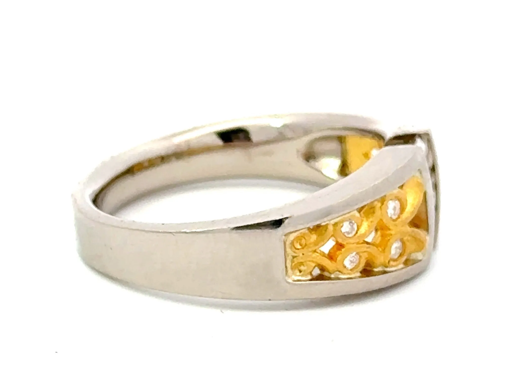 Brilliant Cut Vertical Diamond Row Ring 18K and 24K Yellow and White Gold