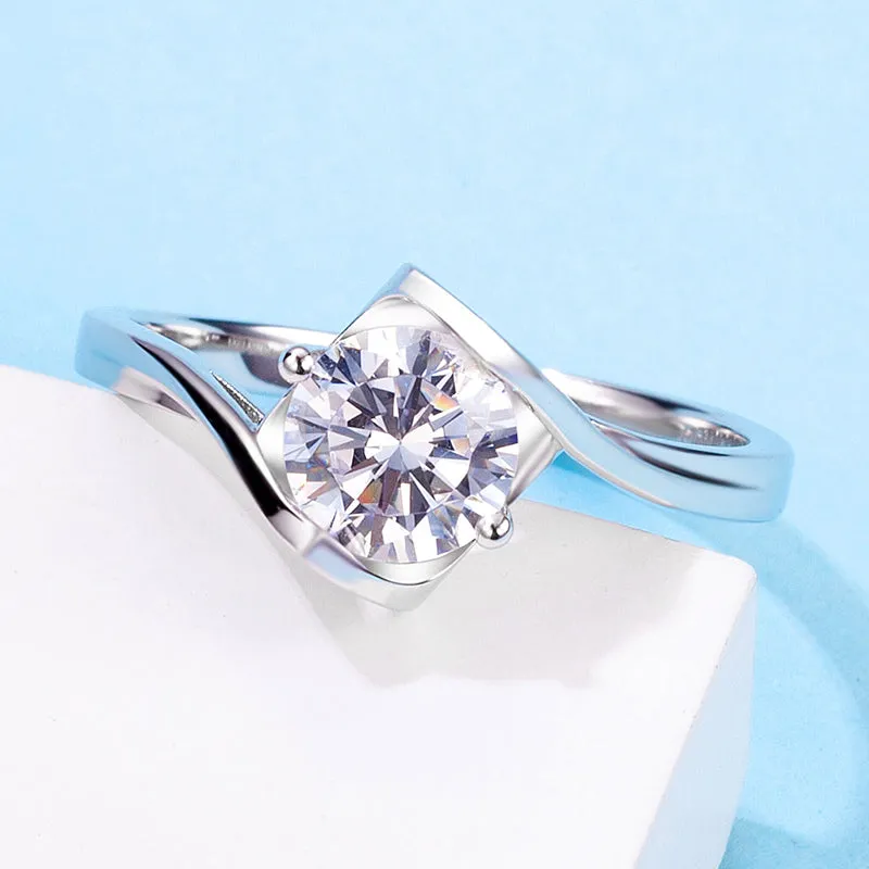 Classic Round Cut Moissanite Diamond Angle Solitaire Rings