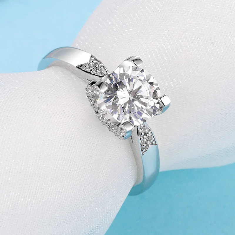 Classic Round Cut Moissanite Diamond Micro Setting Solitaire Ring