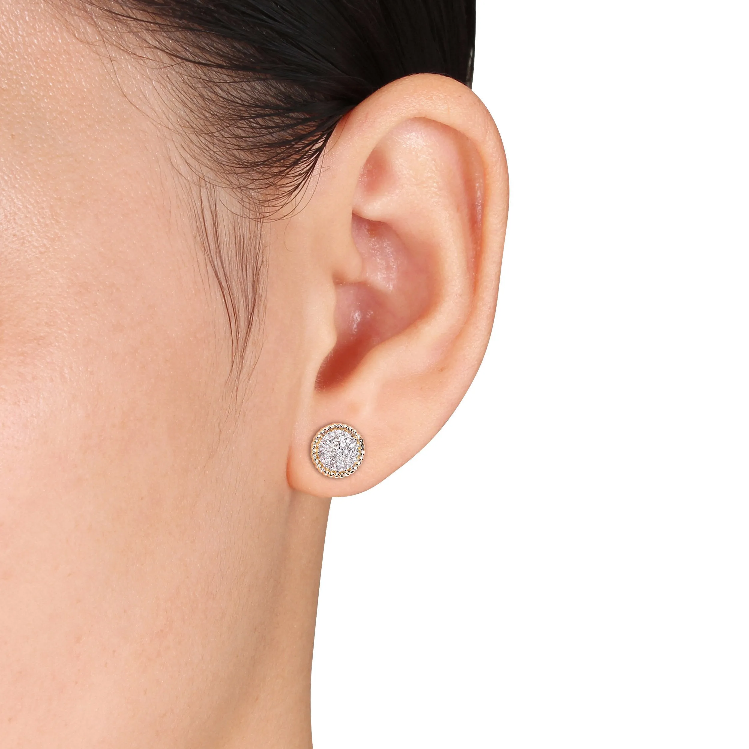 Cluster Halo Stud 10K Gold with Diamonds