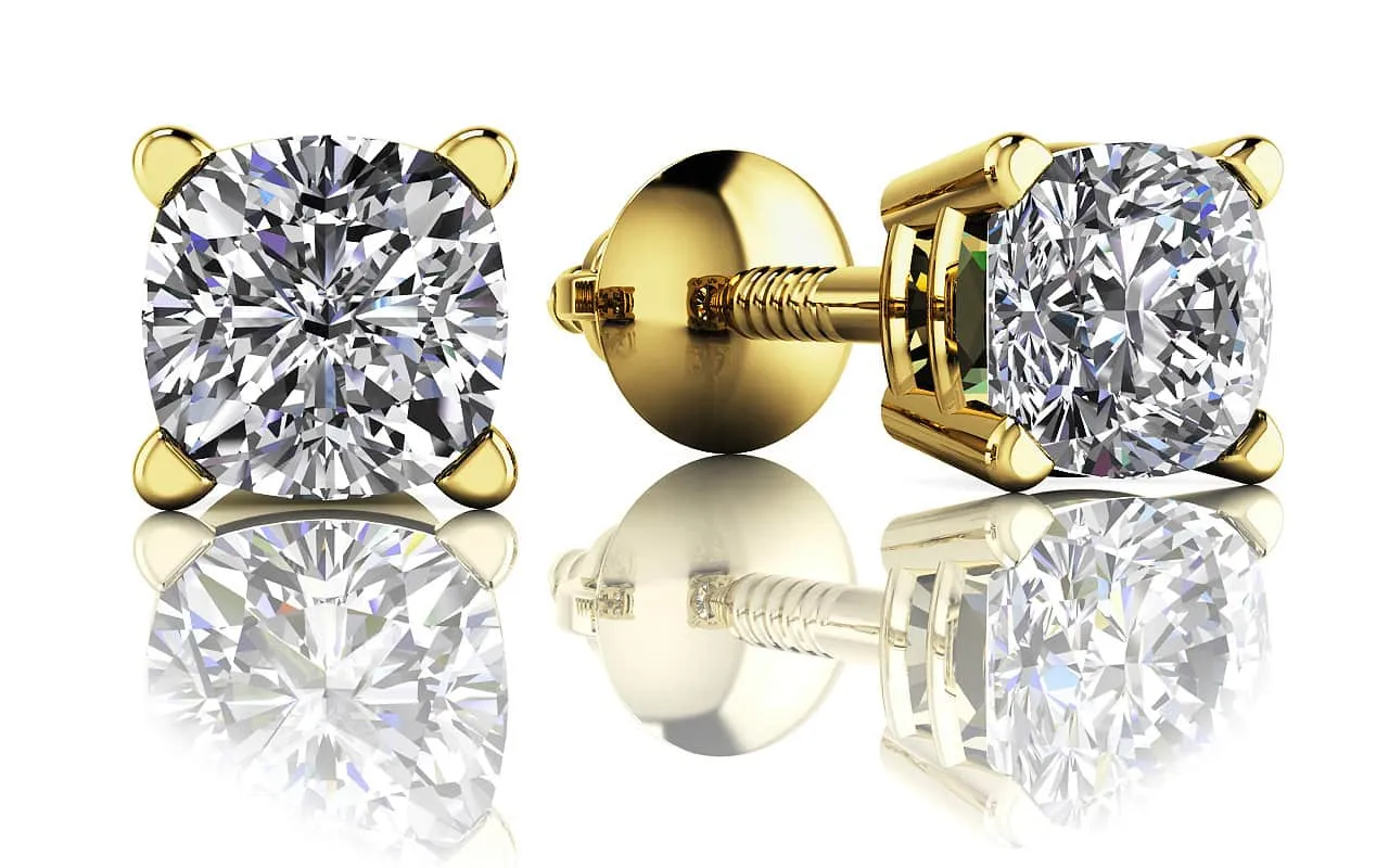 Cushion Cut Diamond Diamond Studs with 1.50 ct.(finished) 5mm
