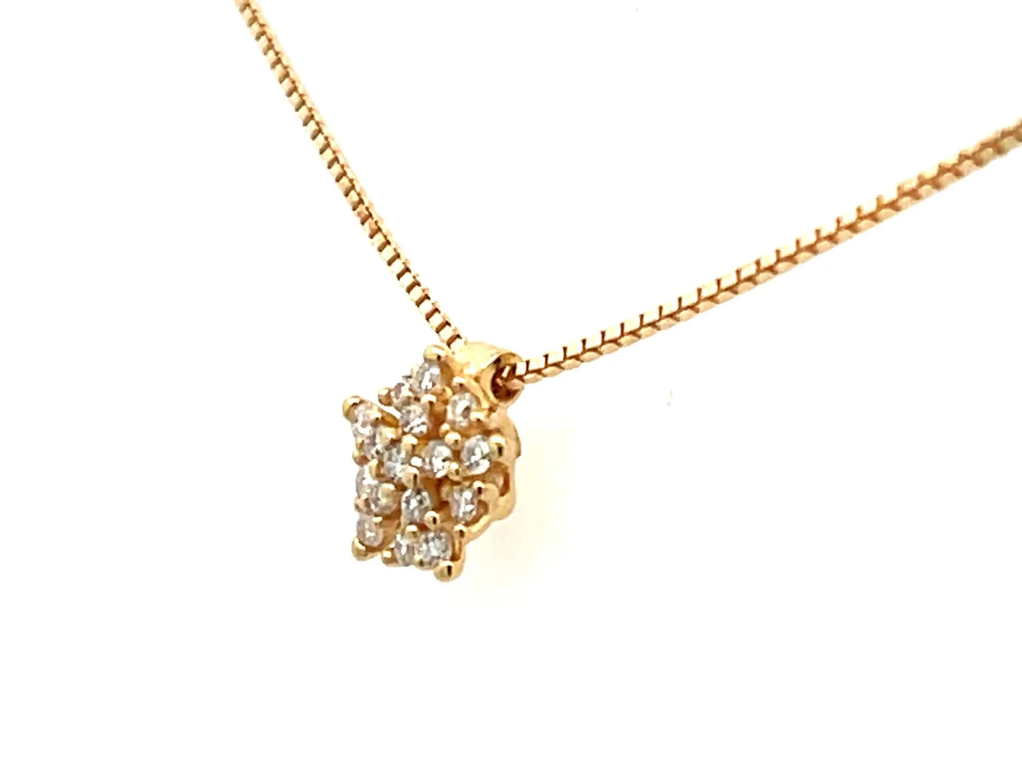 Diamond Star Necklace in 18k Yellow Gold