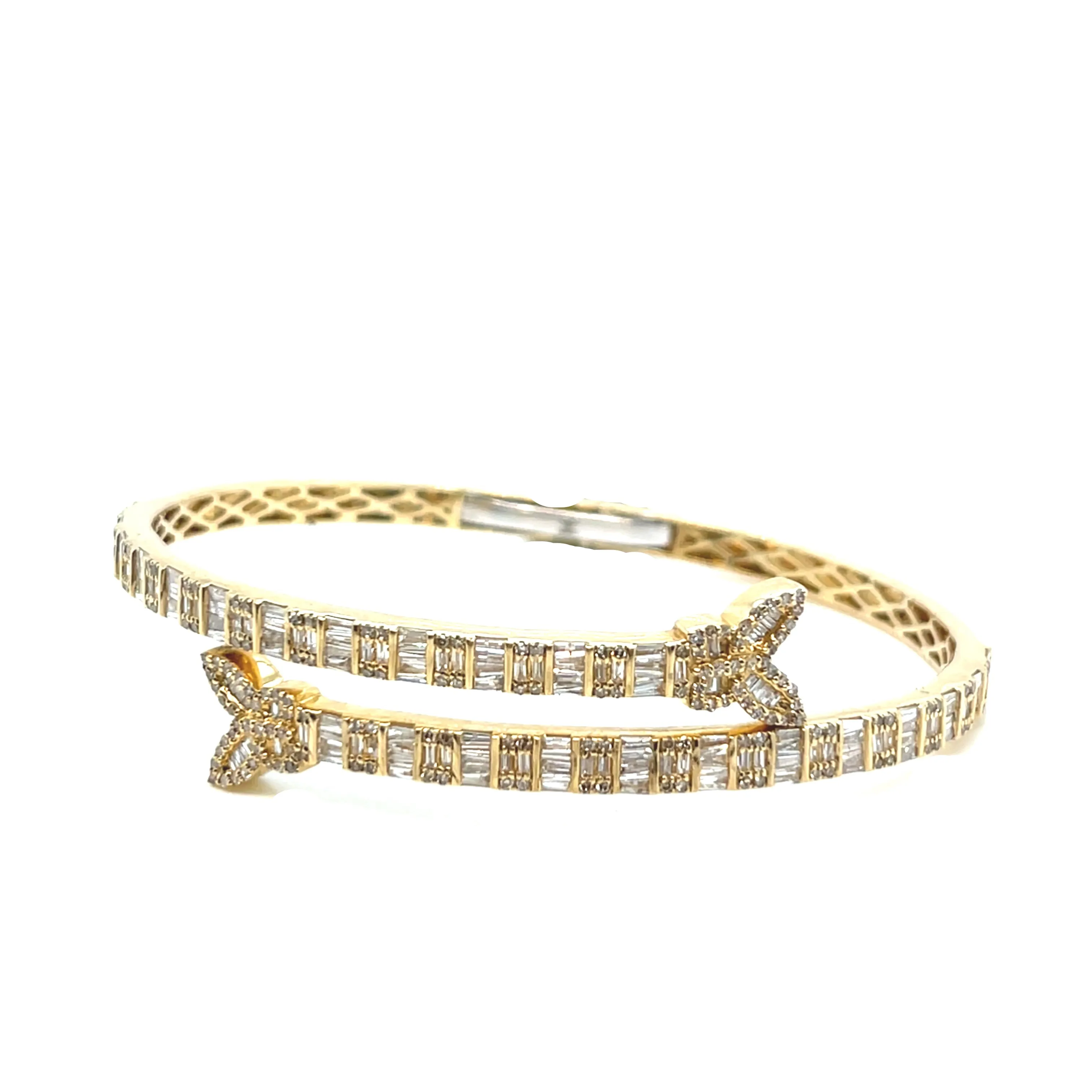 Double Butterfly 17.5mm 10k Gold 3.04ct Natural Diamond 7" Bracelet Bangle - SBR20997