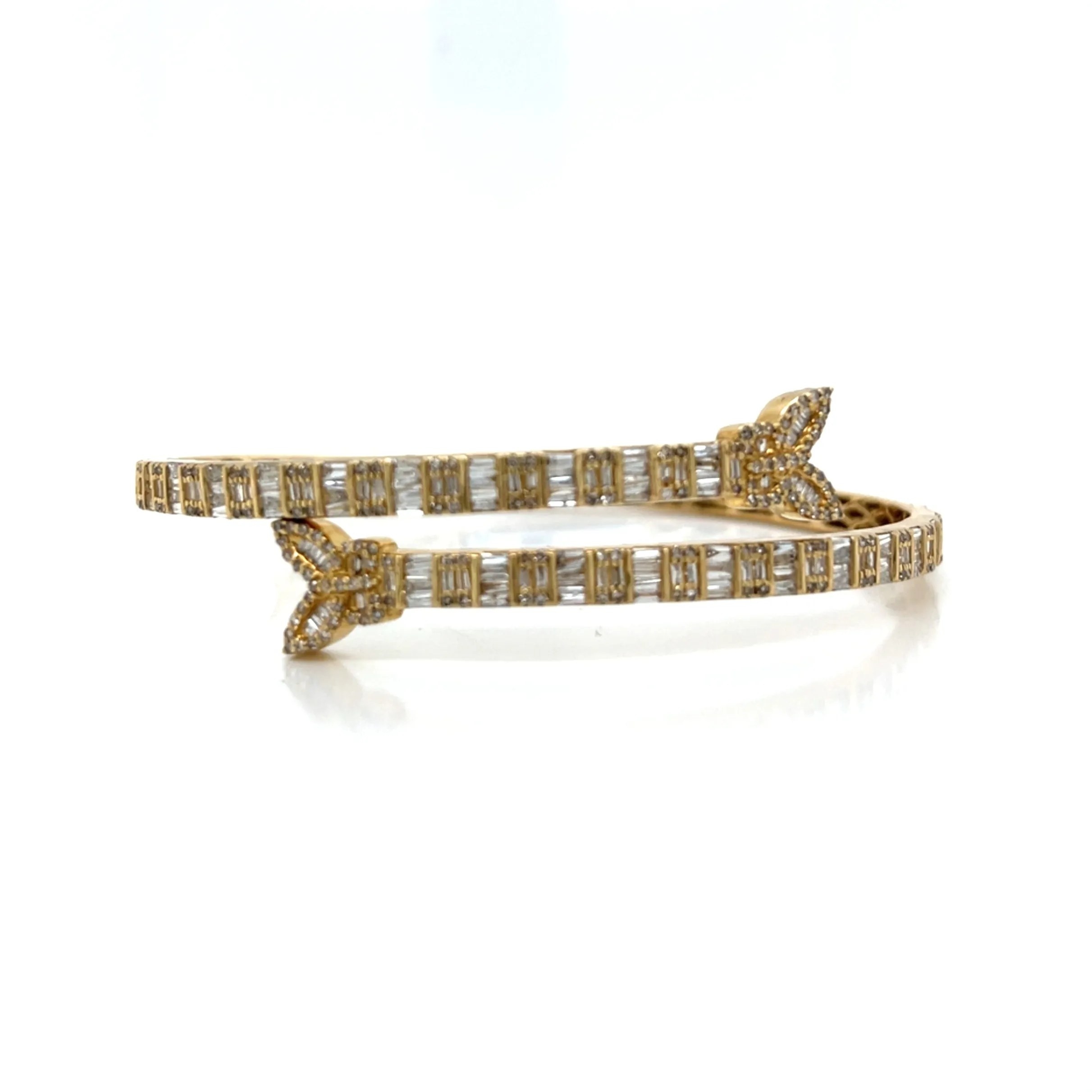 Double Butterfly 17.5mm 10k Gold 3.04ct Natural Diamond 7" Bracelet Bangle - SBR20997