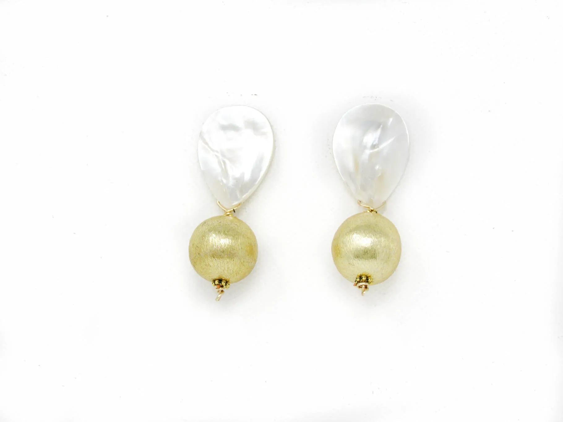 Elizabeth Earrings-Gold