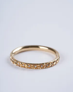 engraved star diamond - gold