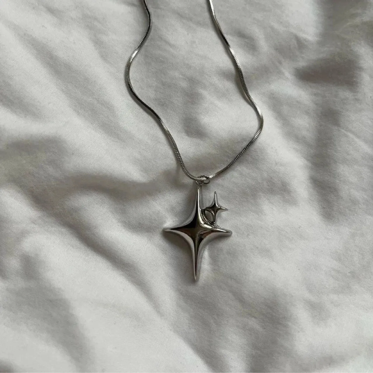 Flower Star Butterfly Pendant Necklaces for Women Vintage Elegant Snake Chains Necklace Y2K Jewelry