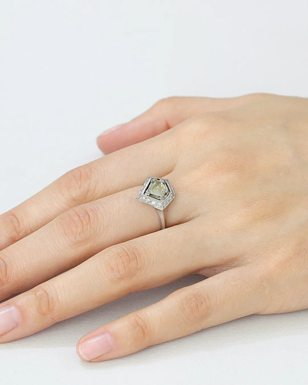 Geo Halo / 0.70ct