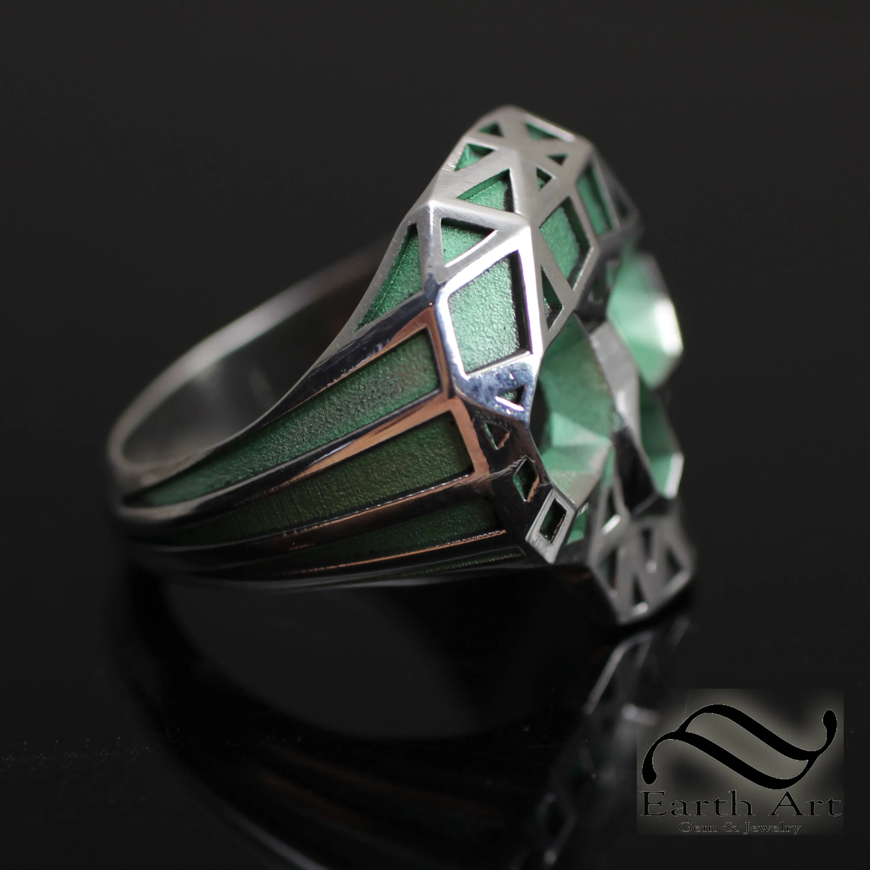 Geometric Skull ring with Ceramic Plating