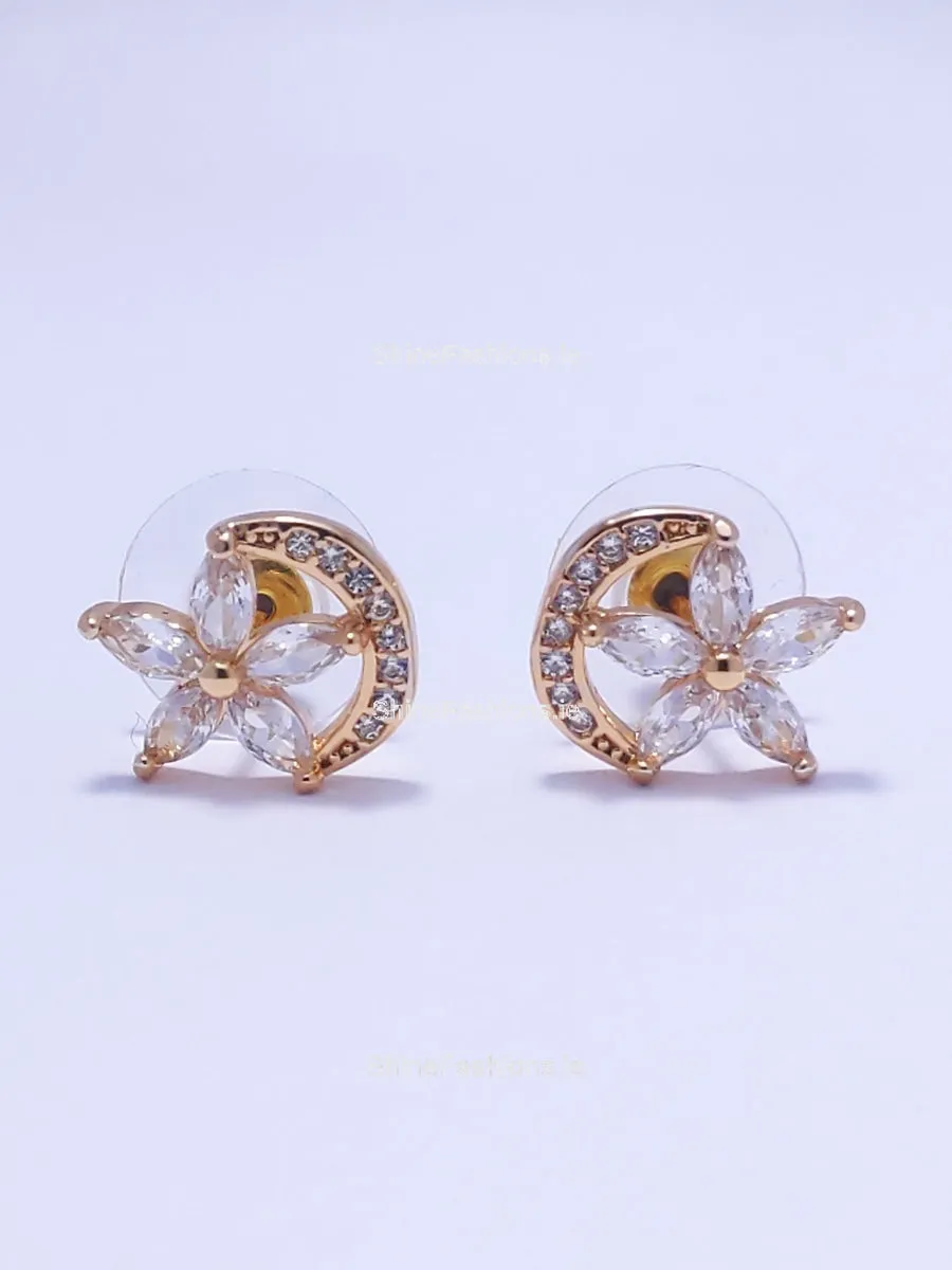 Gold Star Stud Diamond Earrings