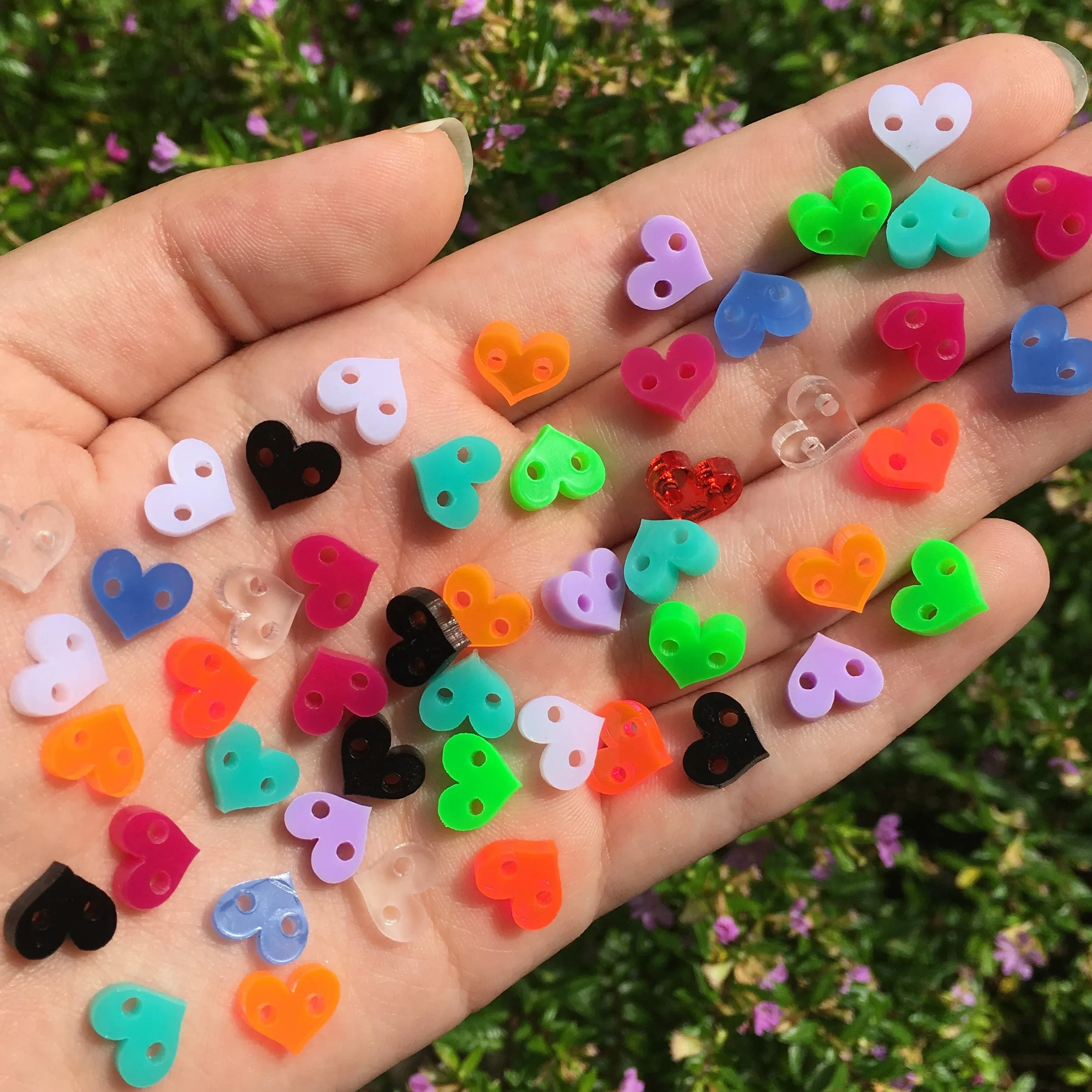 Heart Links Tiny Charms / 50 Pieces, 10mm