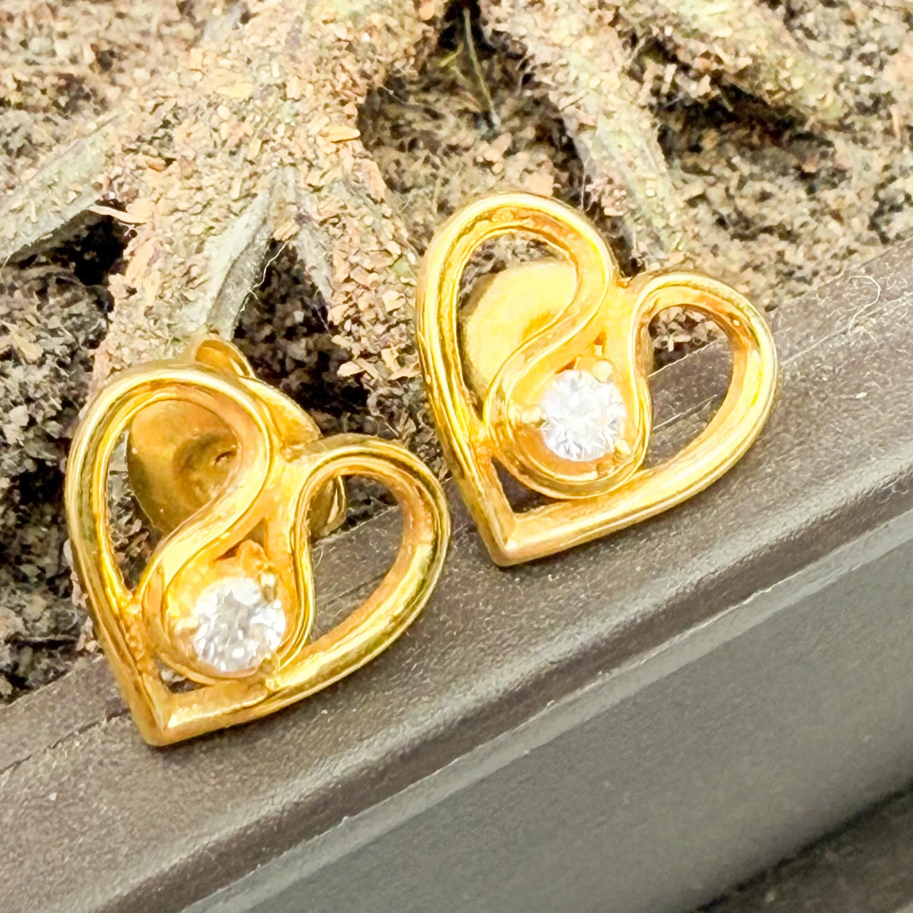 Heart Studs with Diamond