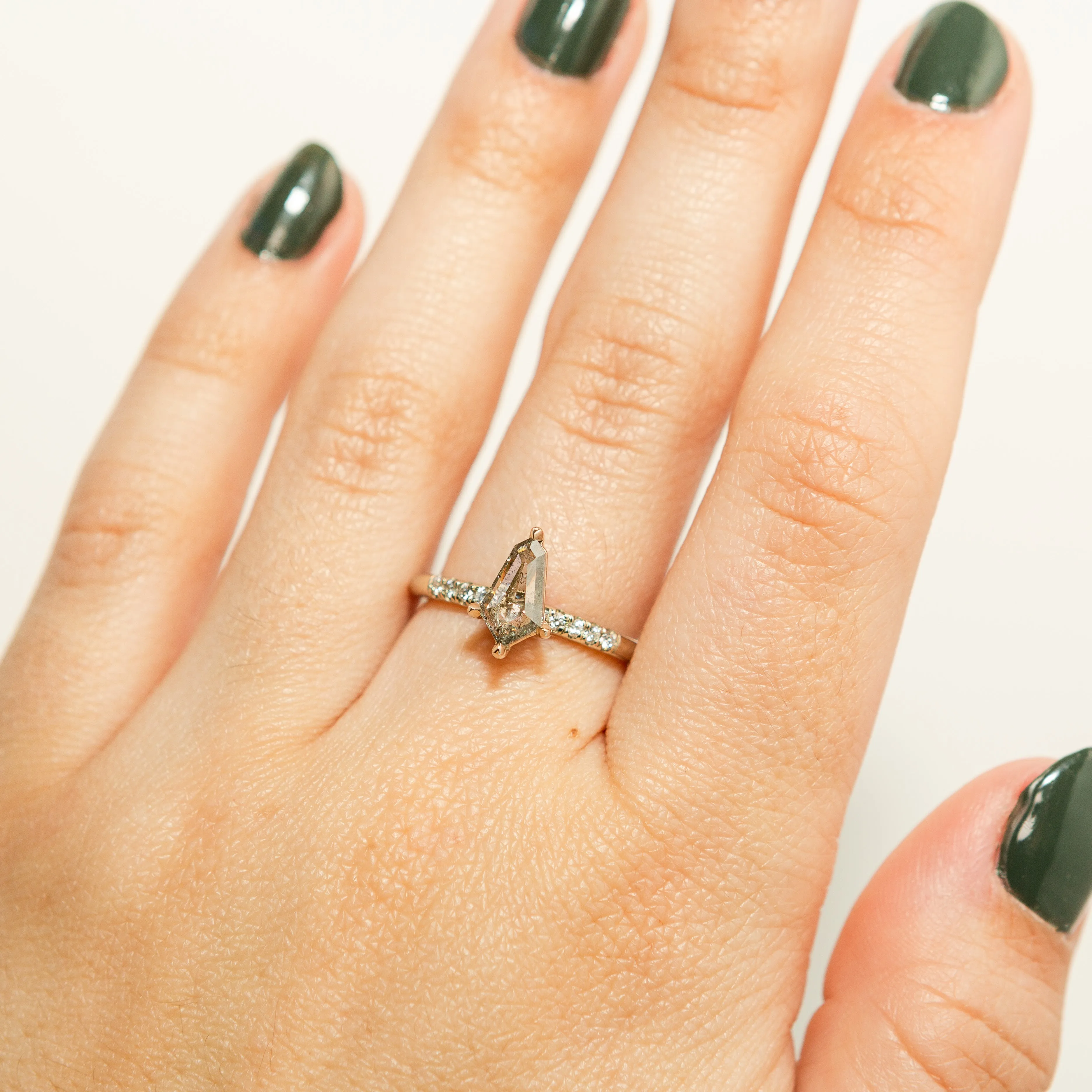 Kite Solitaire - Salt   Pepper Diamond in 14k White Gold