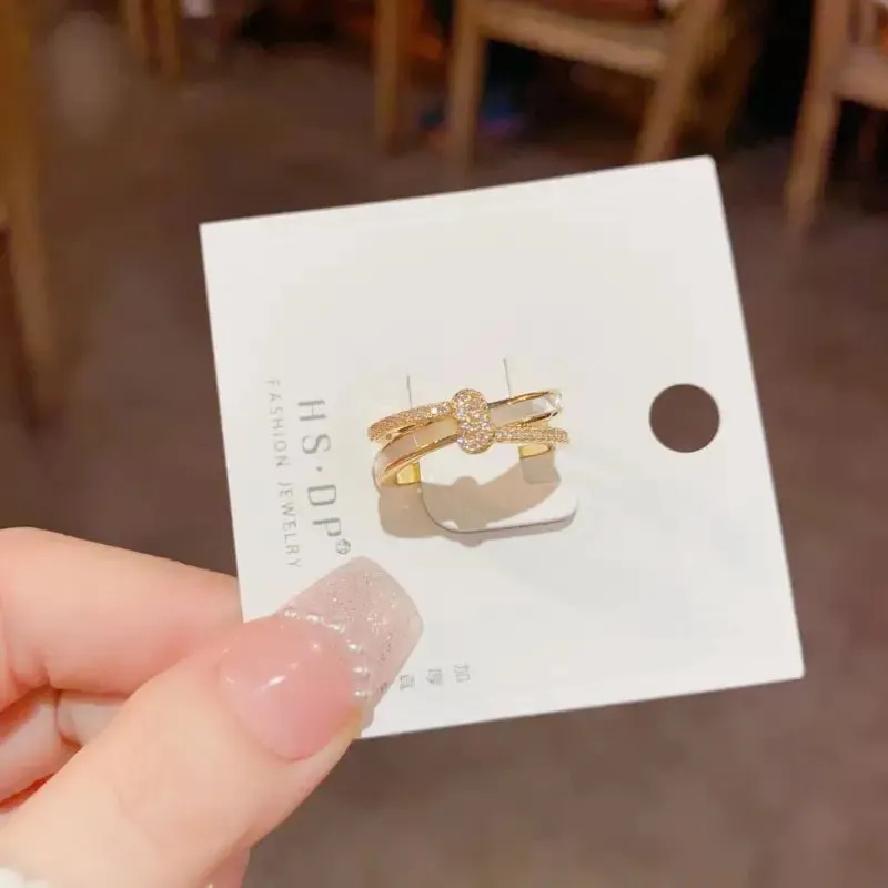 Layer Wave Open Ring with Geometric Open Mouth Design
