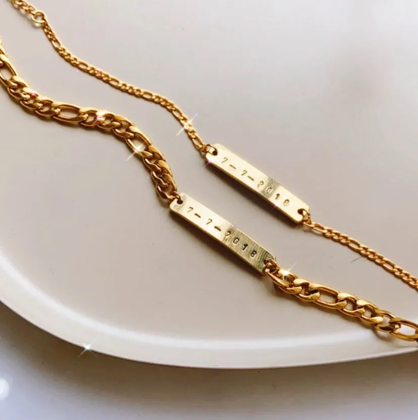 Lazer Engraved Couple Custom Bar Figaro Chain Bracelets (8 characters)