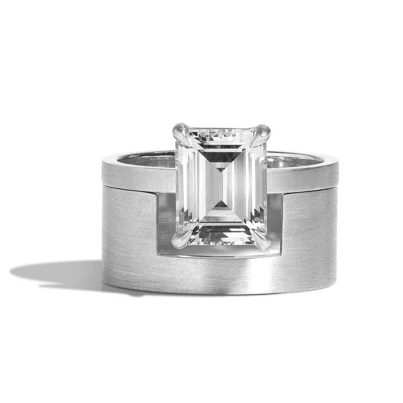 Mid-Century Kahn Emerald Ring with Cigar Band