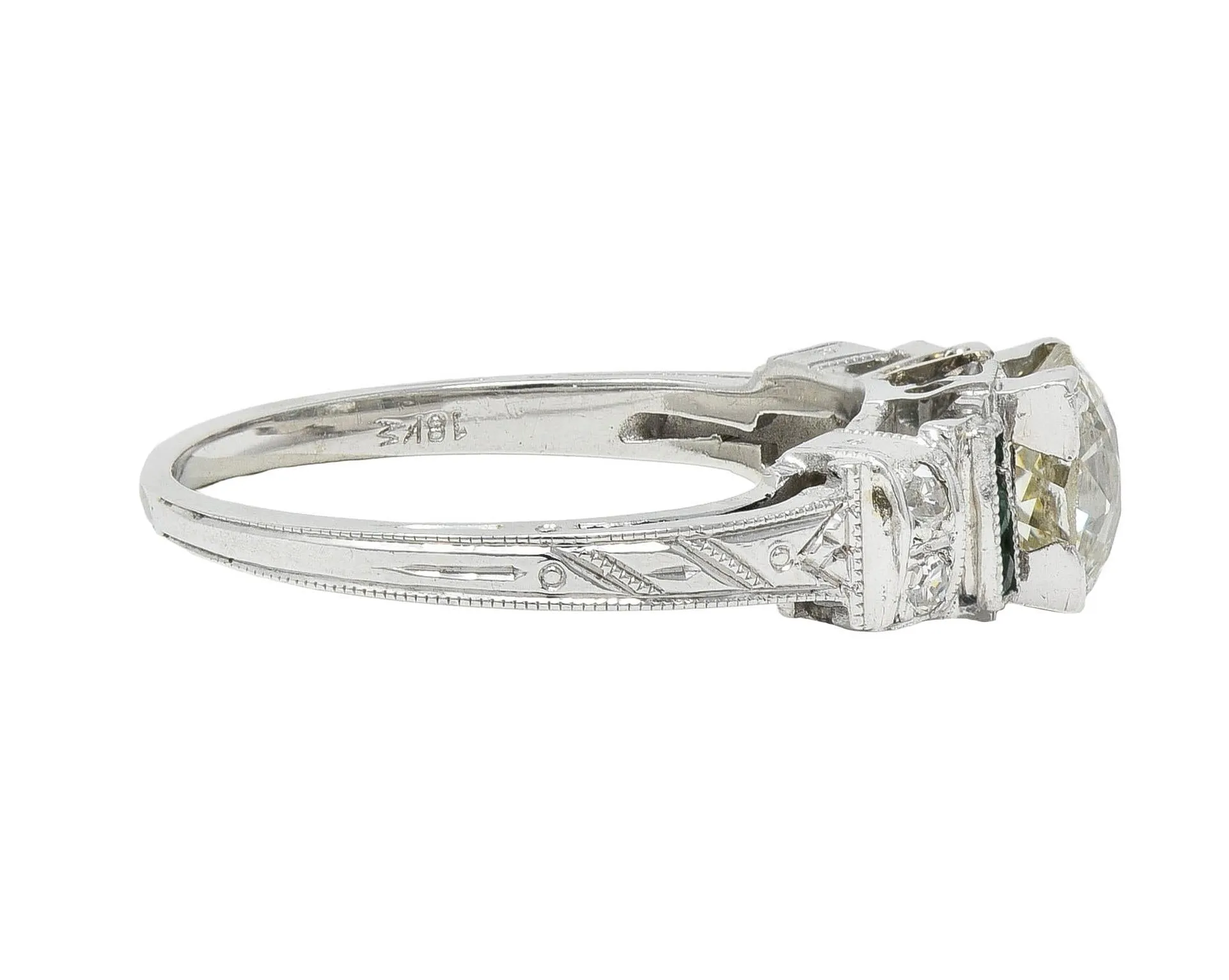 Mid-Century Old European Diamond Emerald 18 Karat White Gold Vintage Stepped Engagement Ring