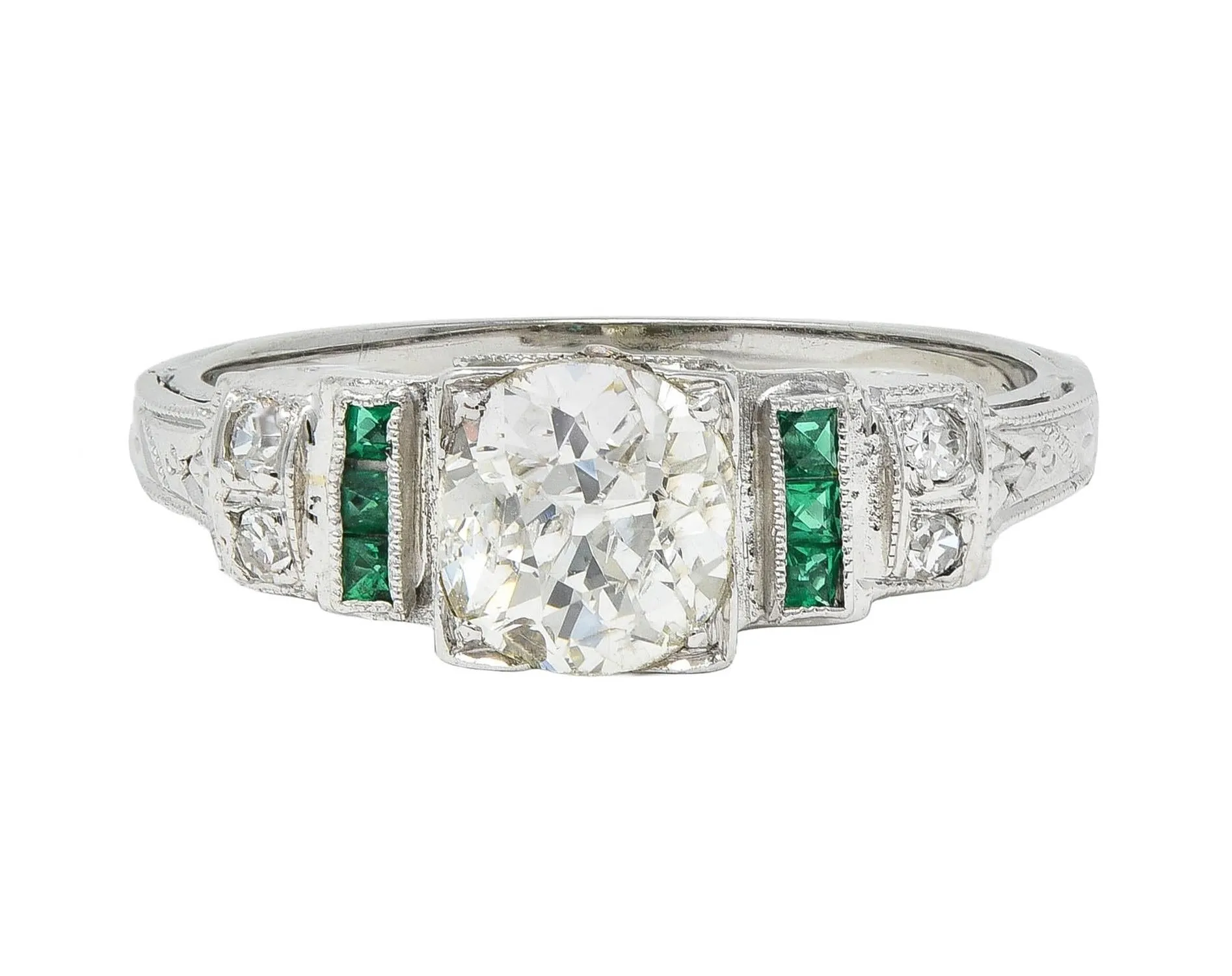 Mid-Century Old European Diamond Emerald 18 Karat White Gold Vintage Stepped Engagement Ring