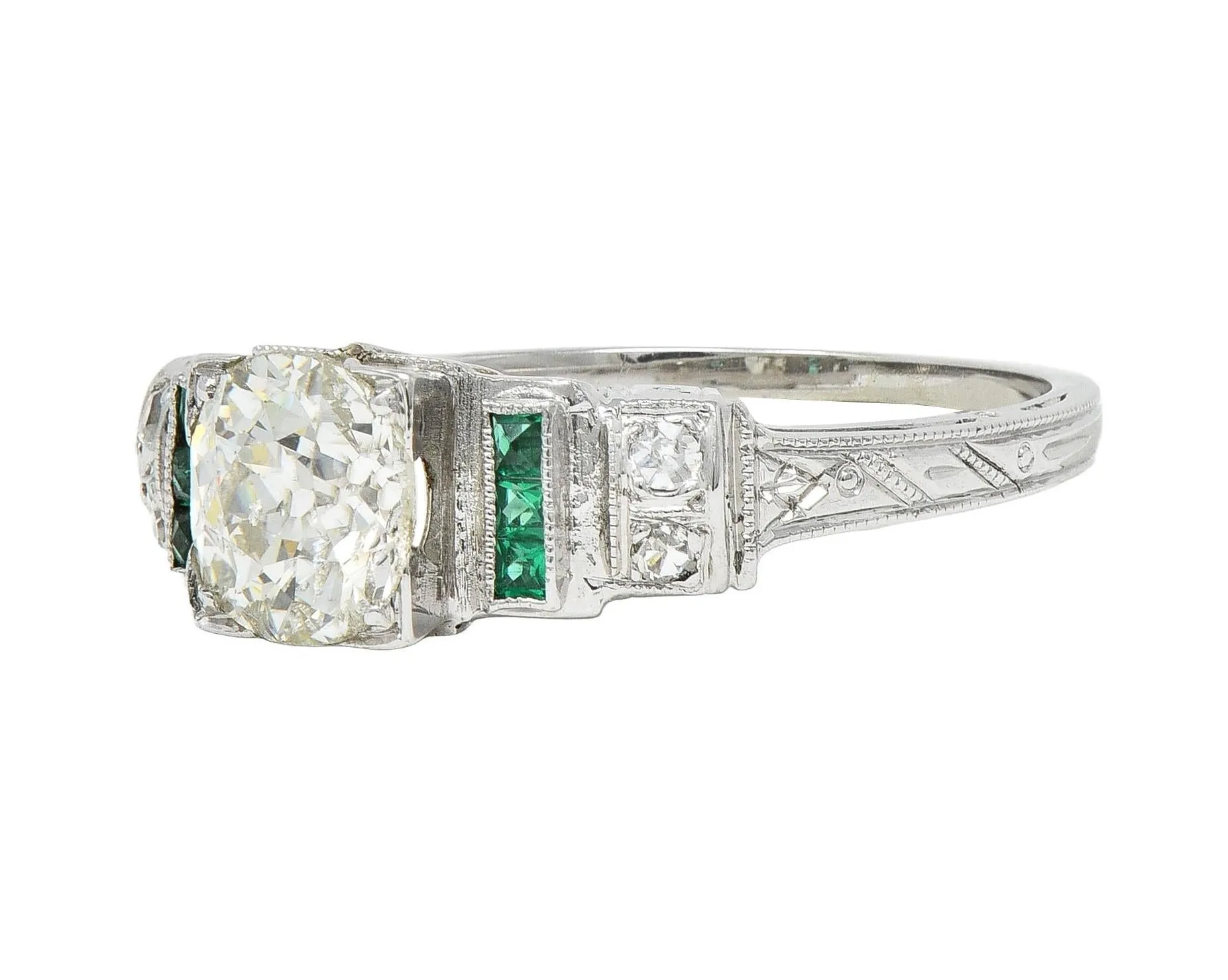 Mid-Century Old European Diamond Emerald 18 Karat White Gold Vintage Stepped Engagement Ring