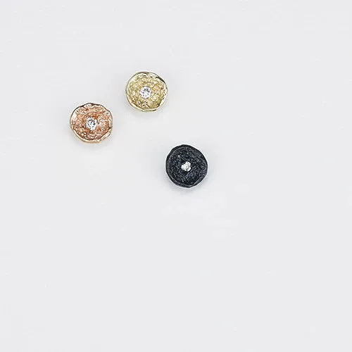 Mini Moss Gold Shell Studs