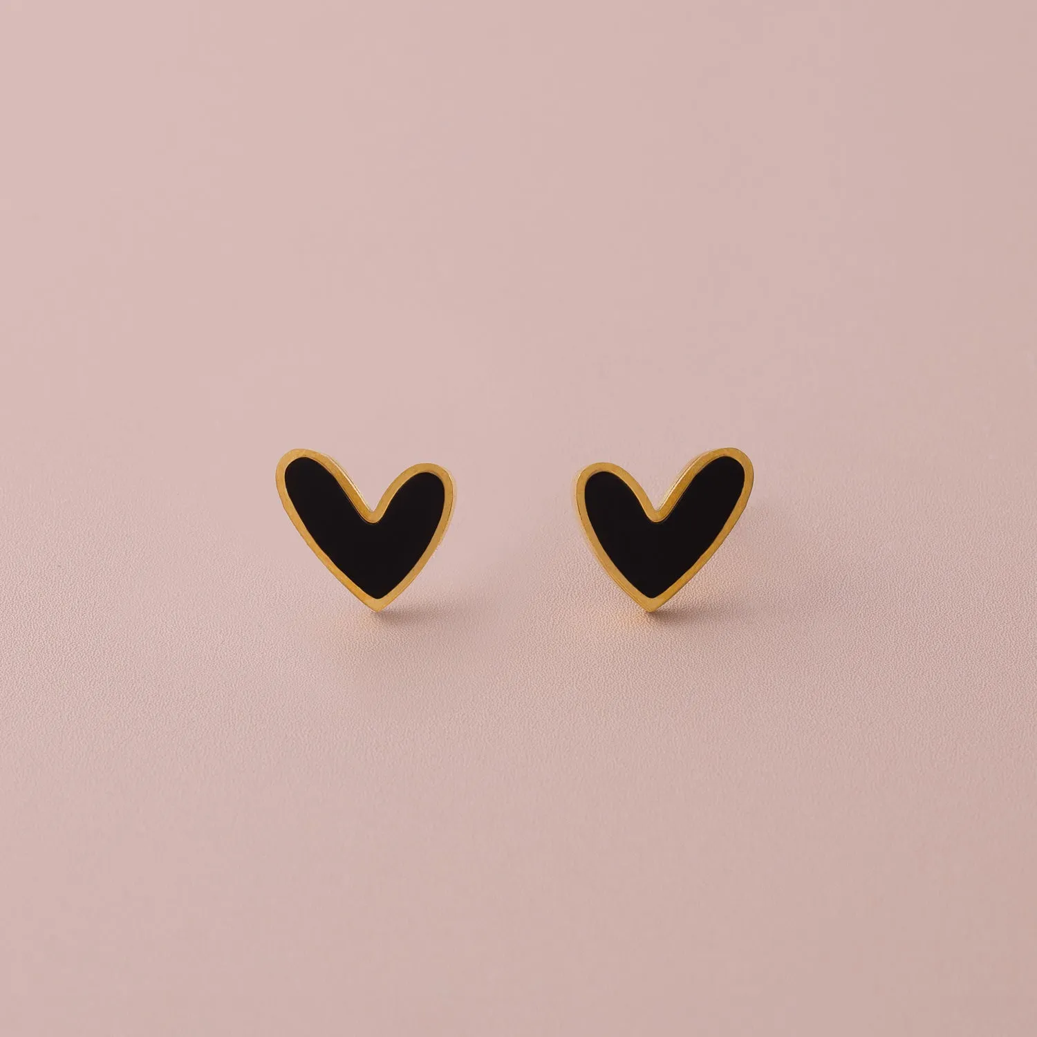 Nacre Heart Stud