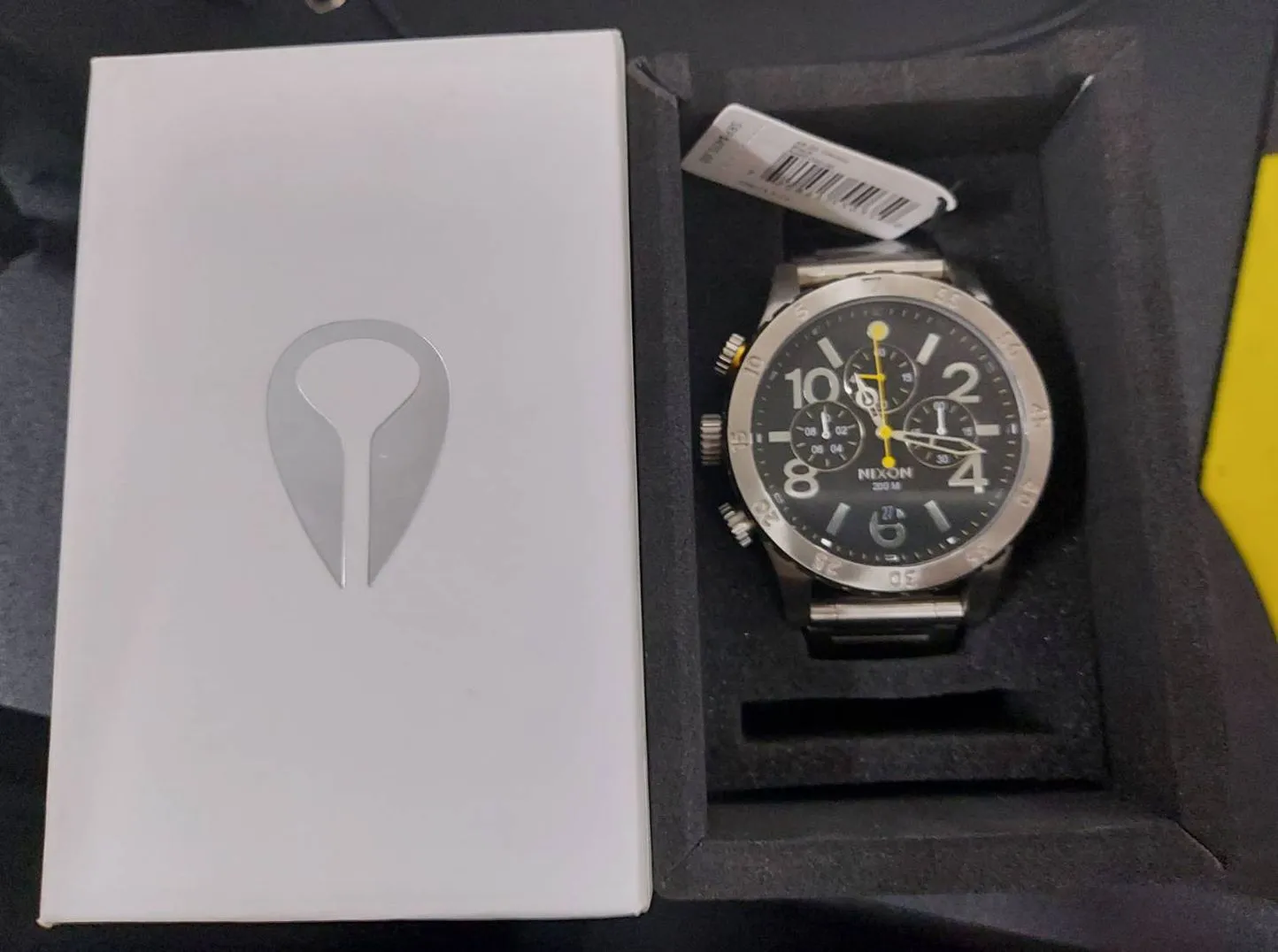 Nixon 48-20 Chrono Stainless Steel Black Dial Men's Watch Men's Watch A486-000