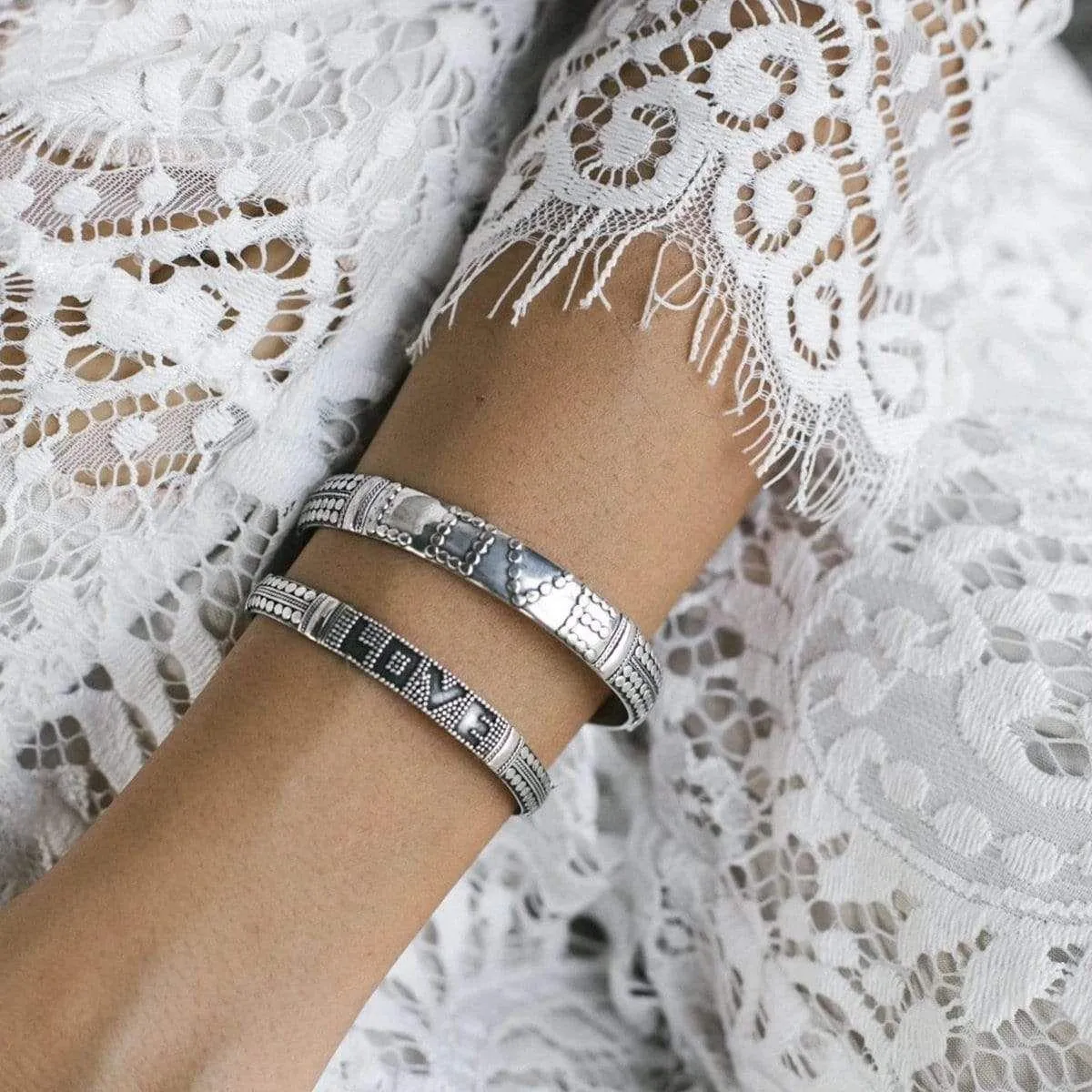 Offering LOVE Bracelet - Silver