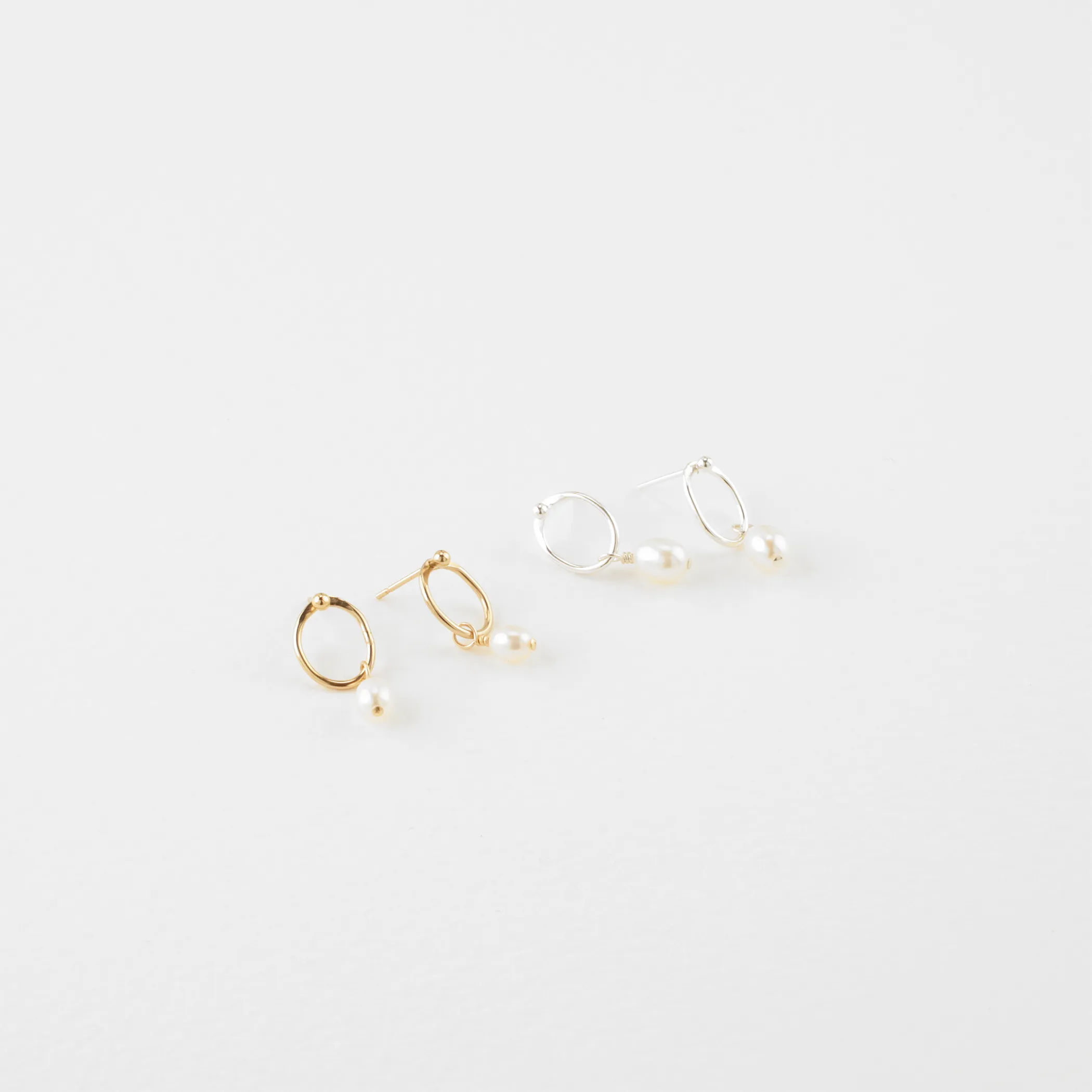 Olivia Pearl Earrings