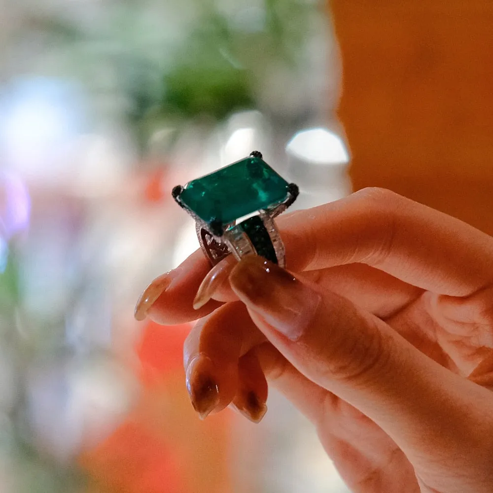 Original Amorita boutique  Full drill design square fashion ring