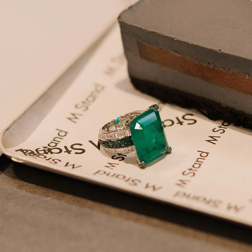 Original Amorita boutique  Full drill design square fashion ring