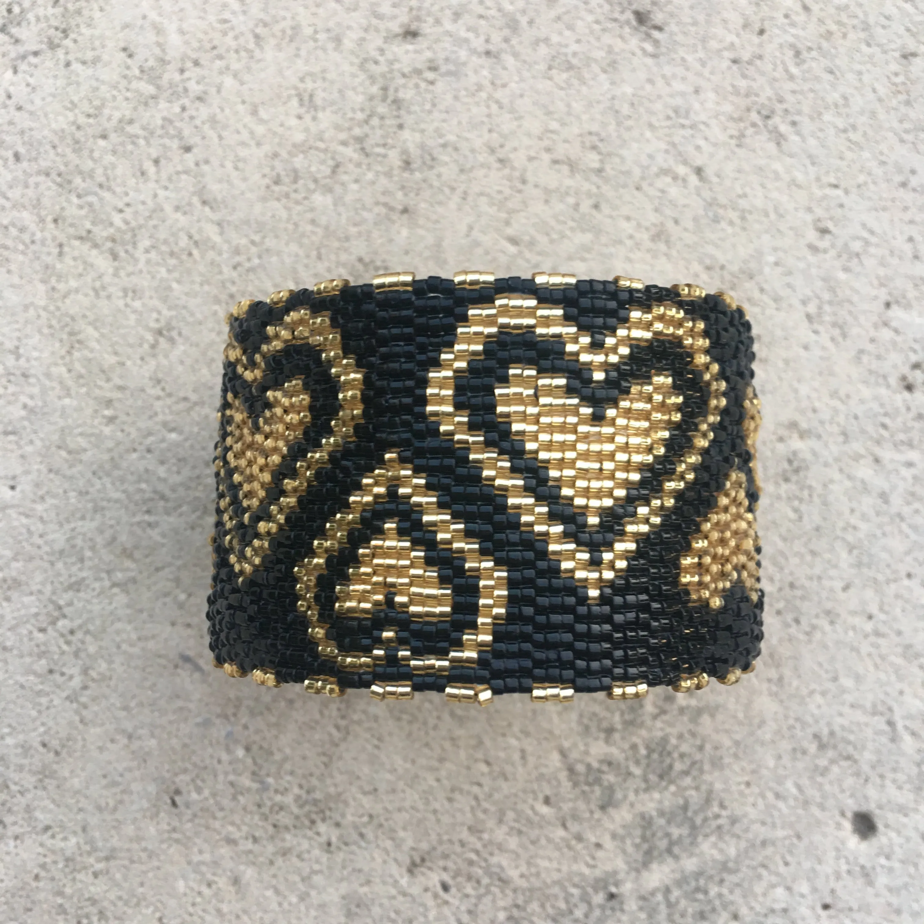 Pattern - Bracelet GOLD LOVE