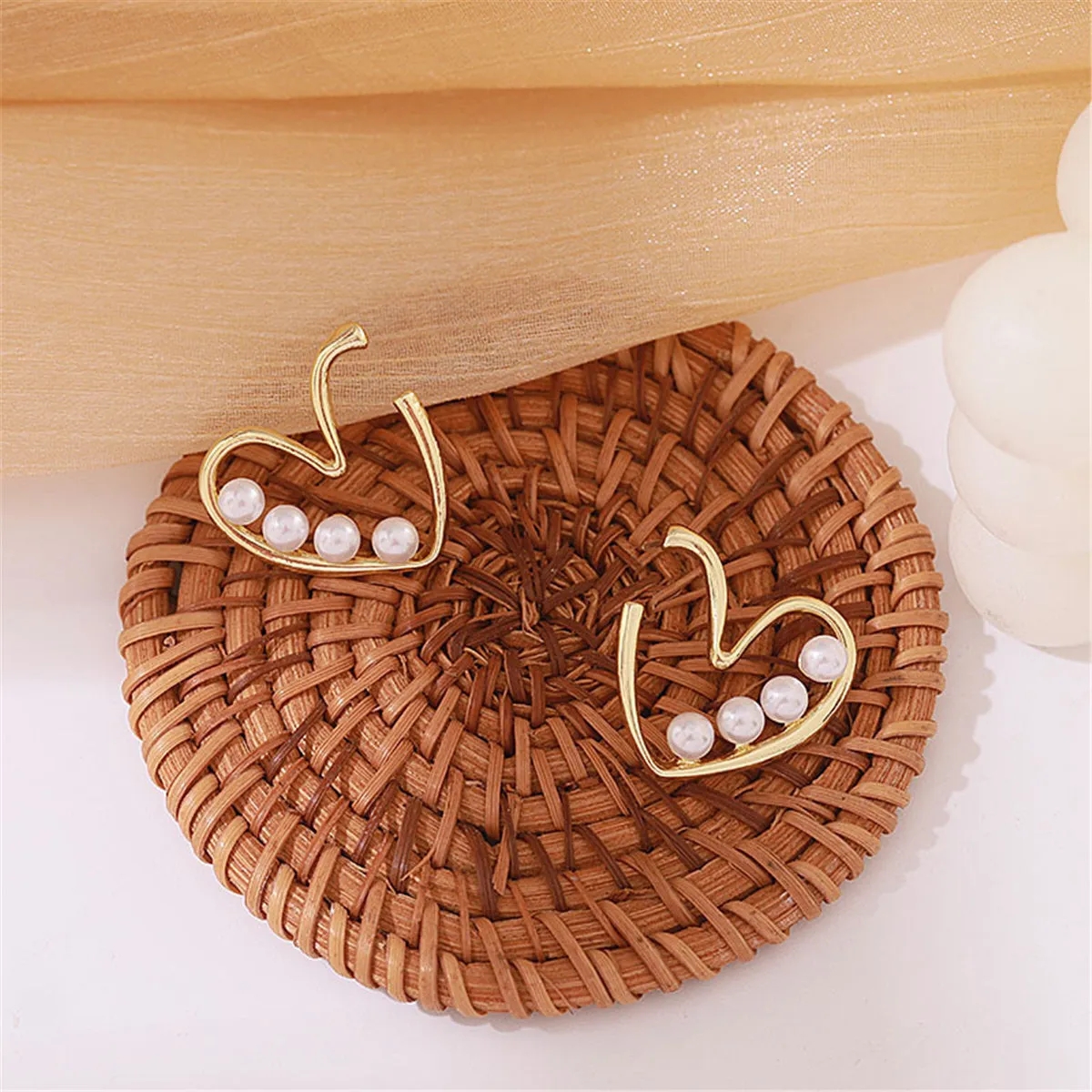 Pearl & 18K Gold-Plated Open Heart Beaded Huggie Earrings